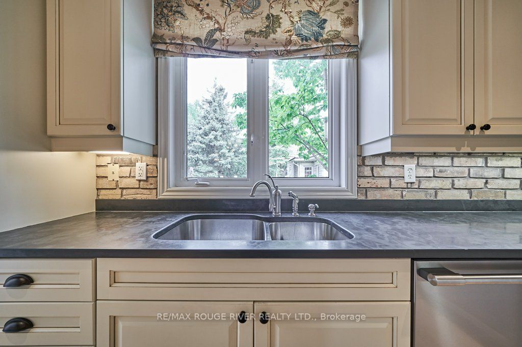 Listing E6009364 - Large Photo # 13
