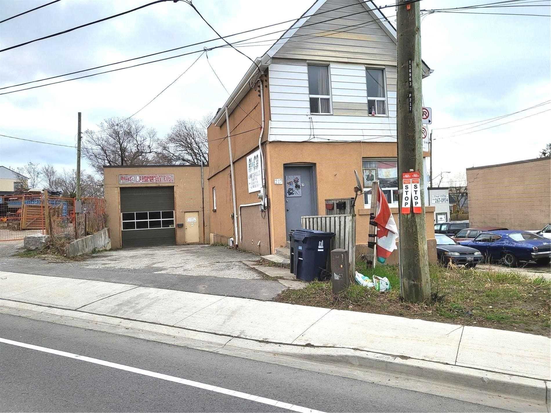 217 Danforth Rd