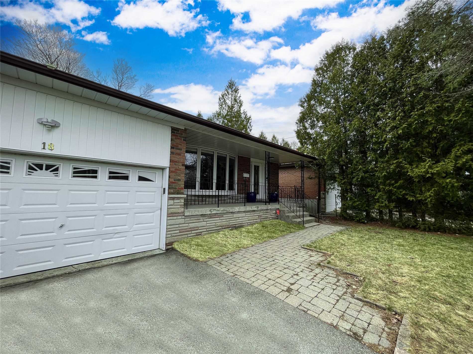 18 Ivan Road