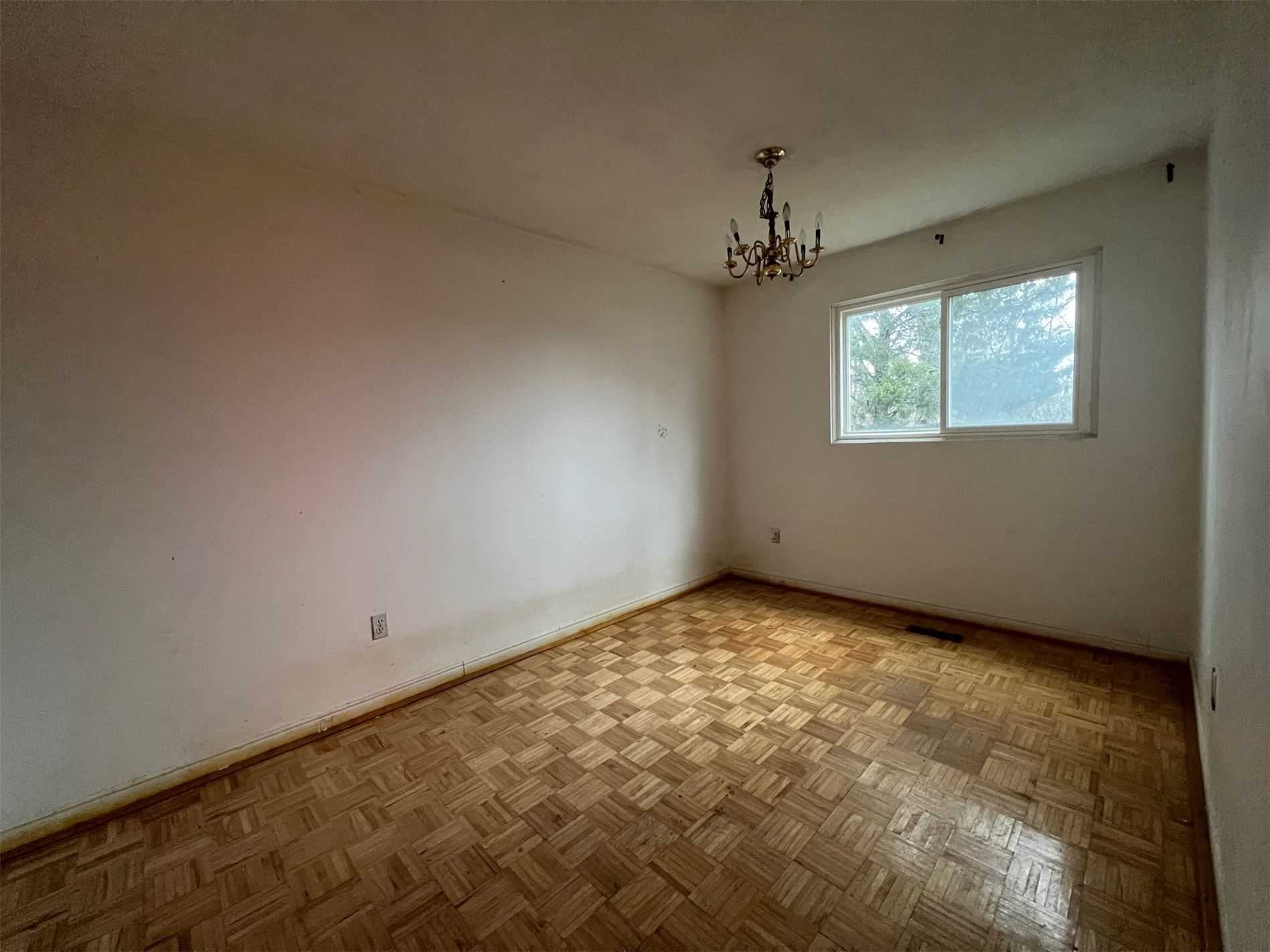 270 Timberbank Blvd, #114