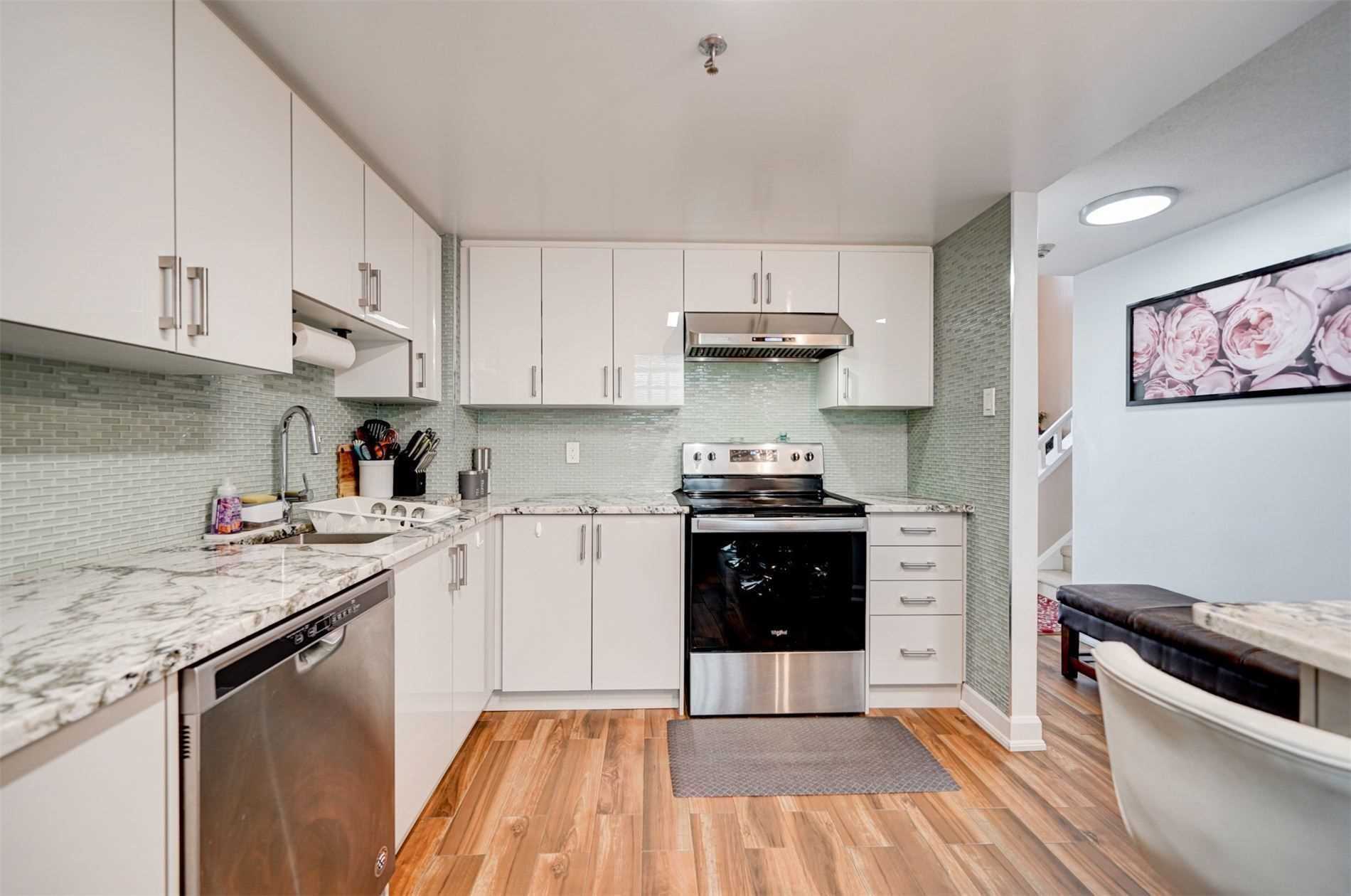5800 Sheppard Avenue E, #516