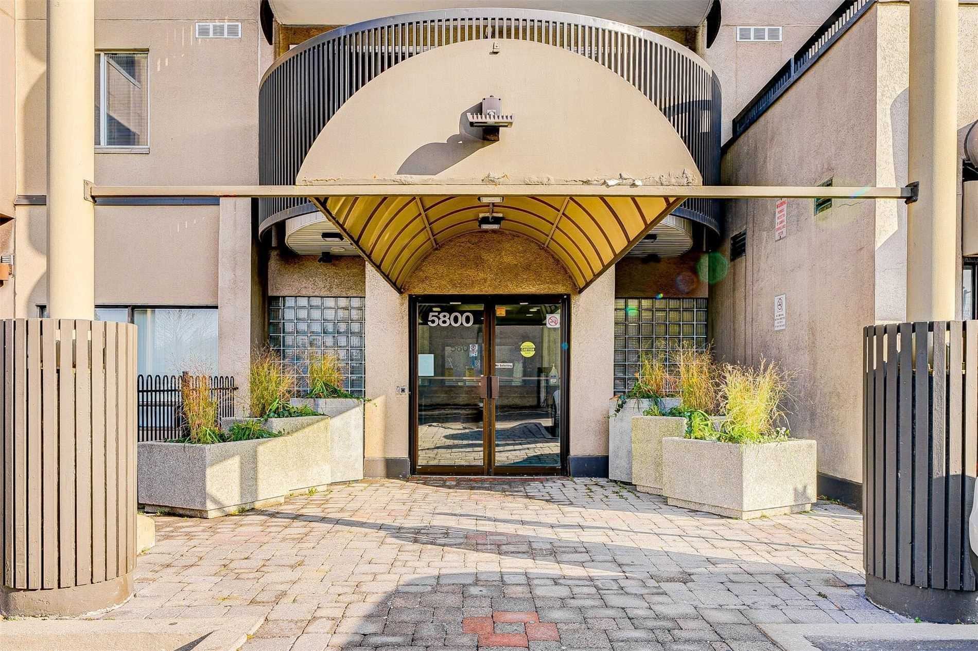 5800 Sheppard Avenue E, #516