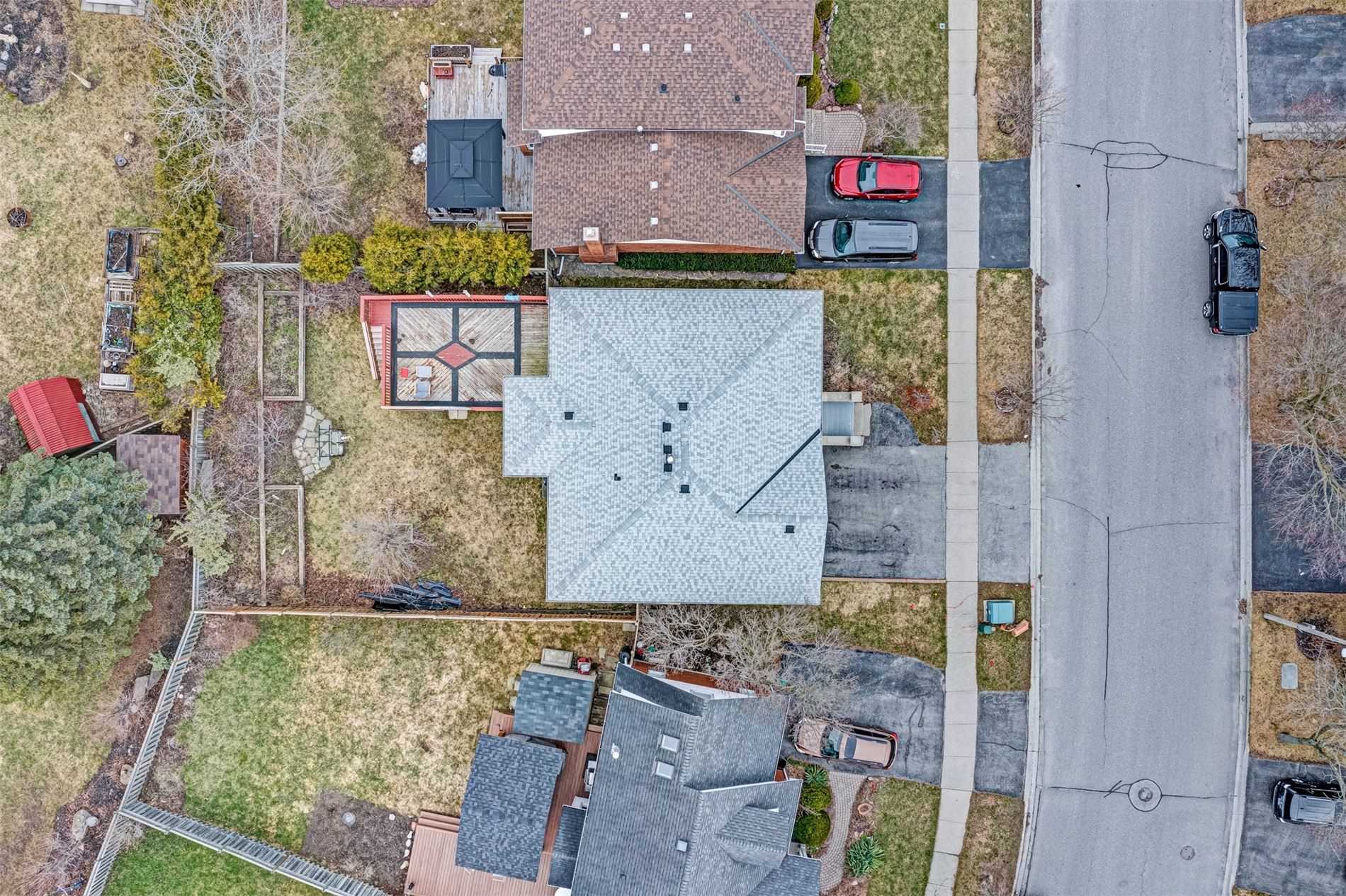 4 Orchard Park Dr