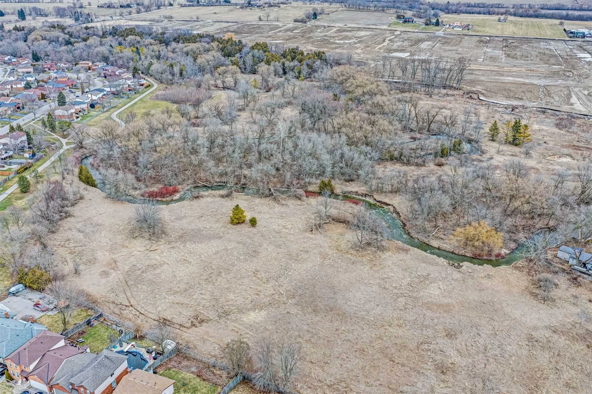 4 Orchard Park Dr