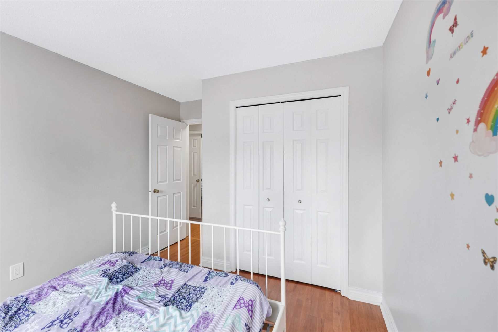 4 Orchard Park Dr