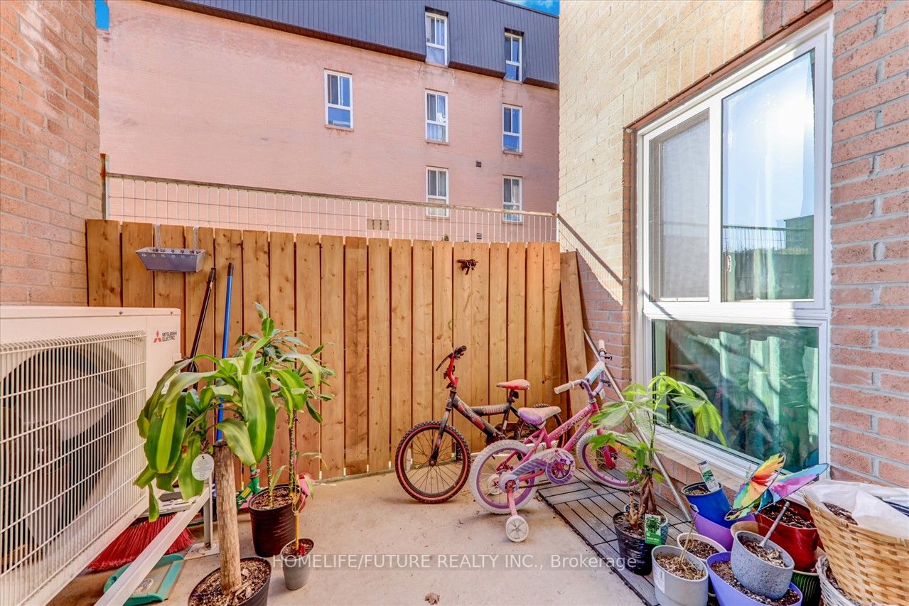 100 Mornelle Court #1018