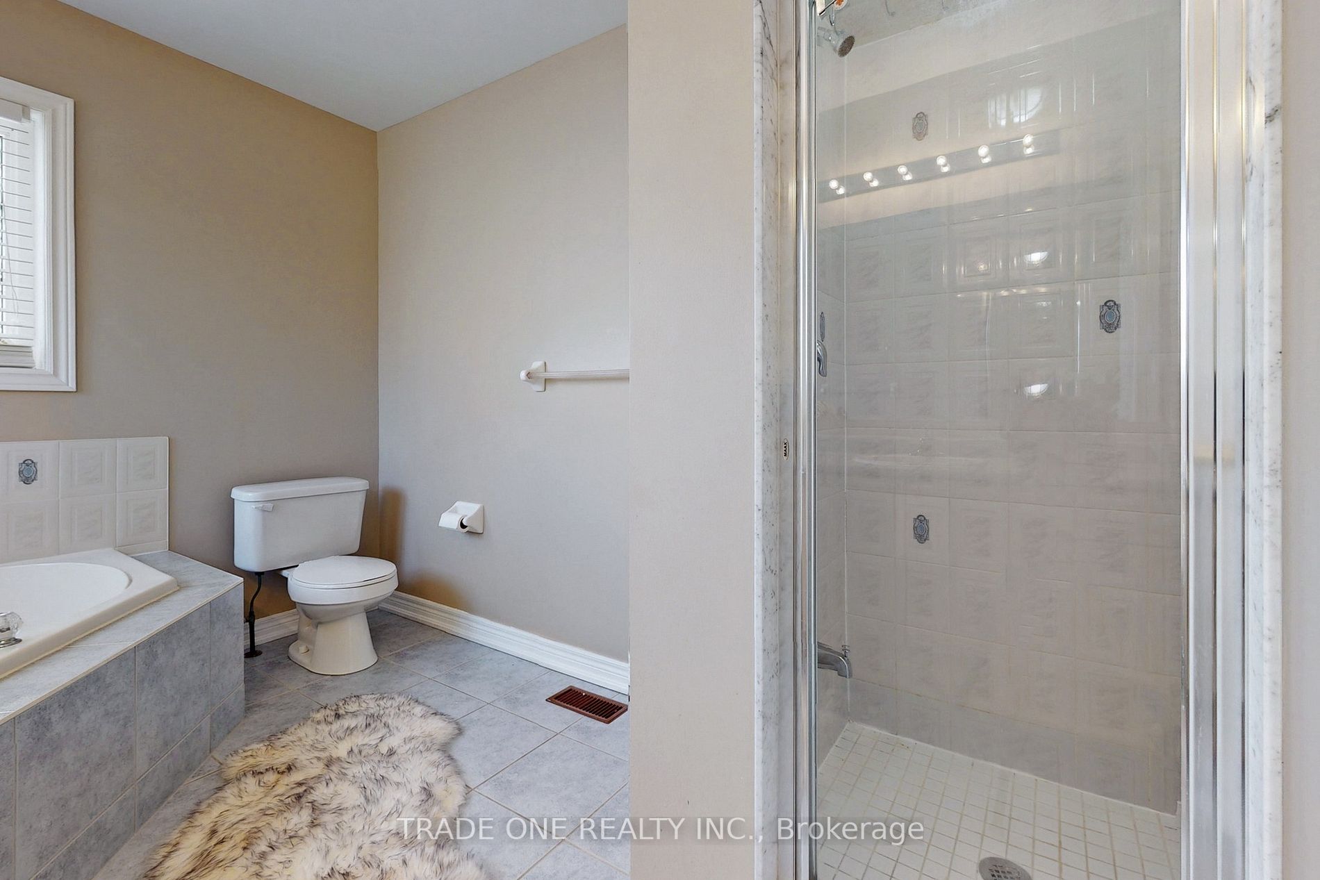 Listing E6011084 - Large Photo # 37