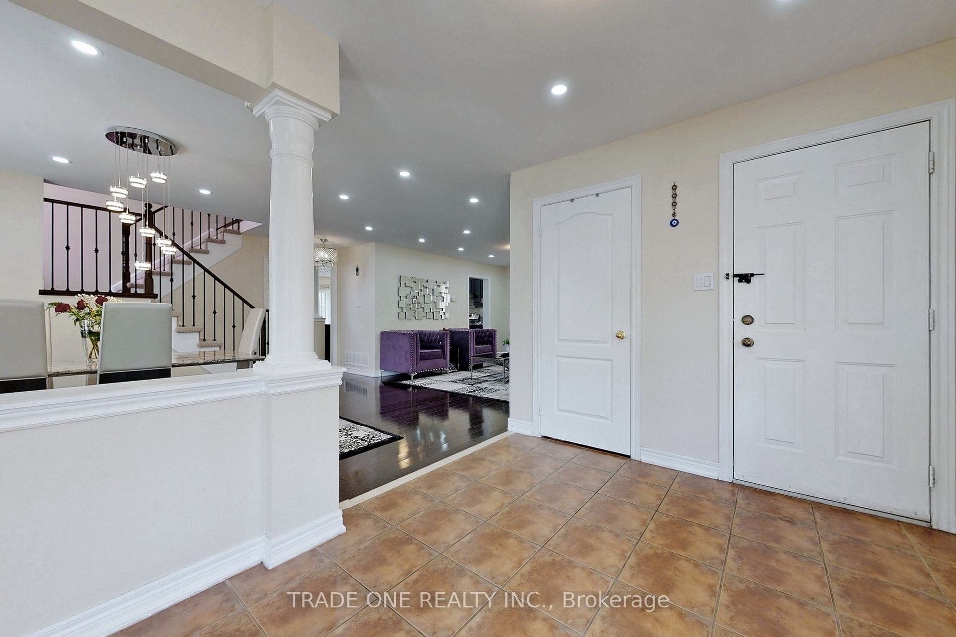 Listing E6011084 - Large Photo # 4