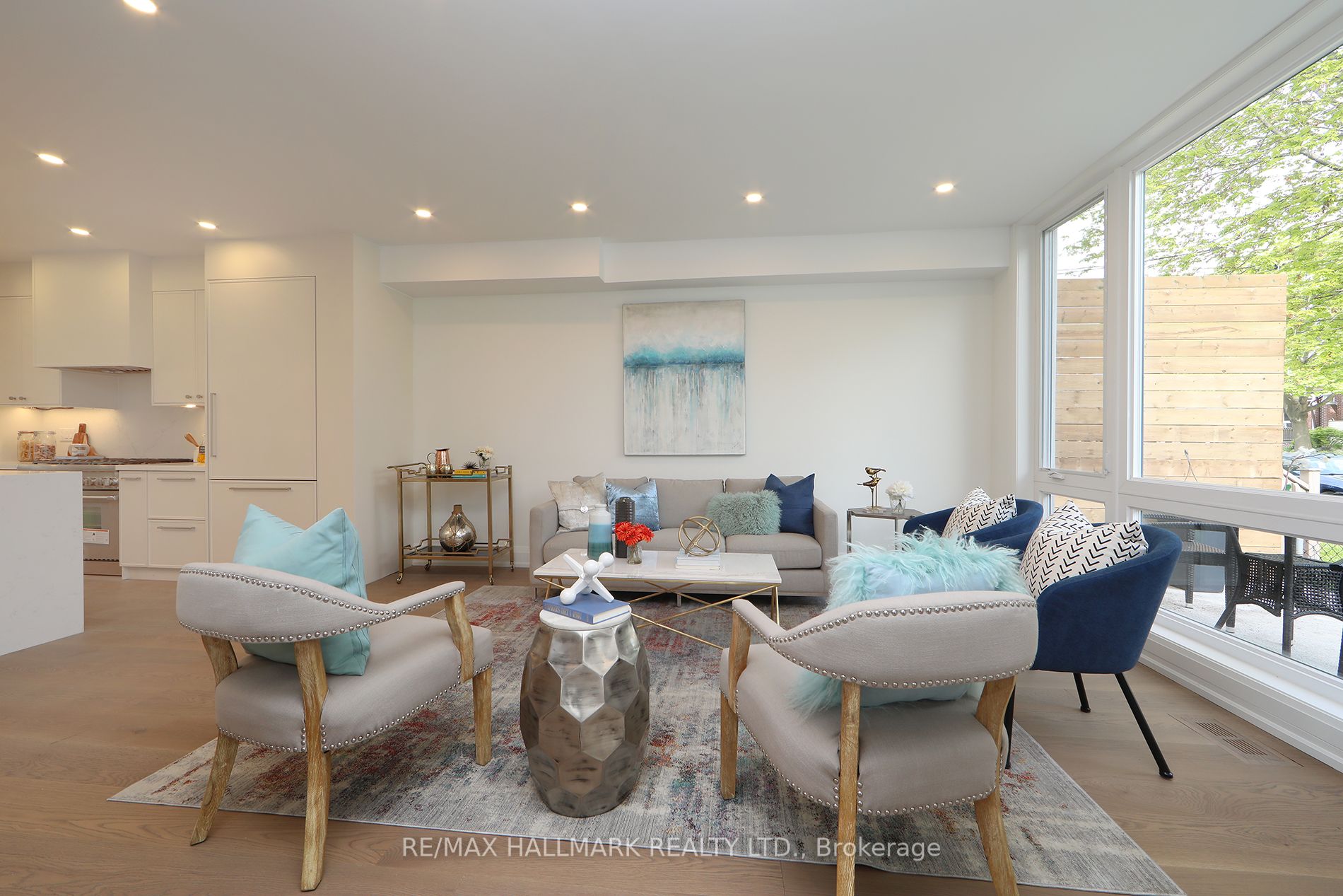 27 Hunter St