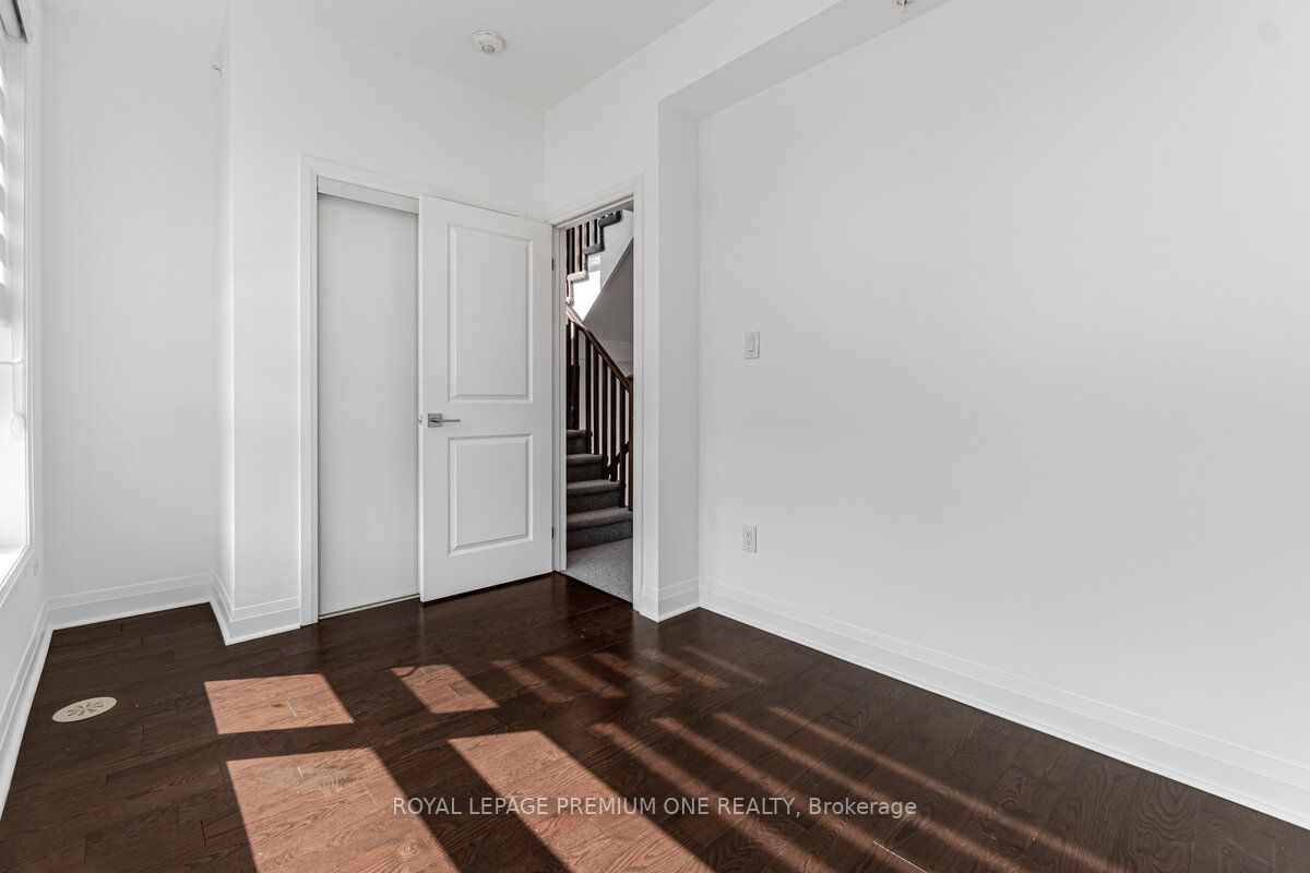 Listing E6013336 - Large Photo # 21
