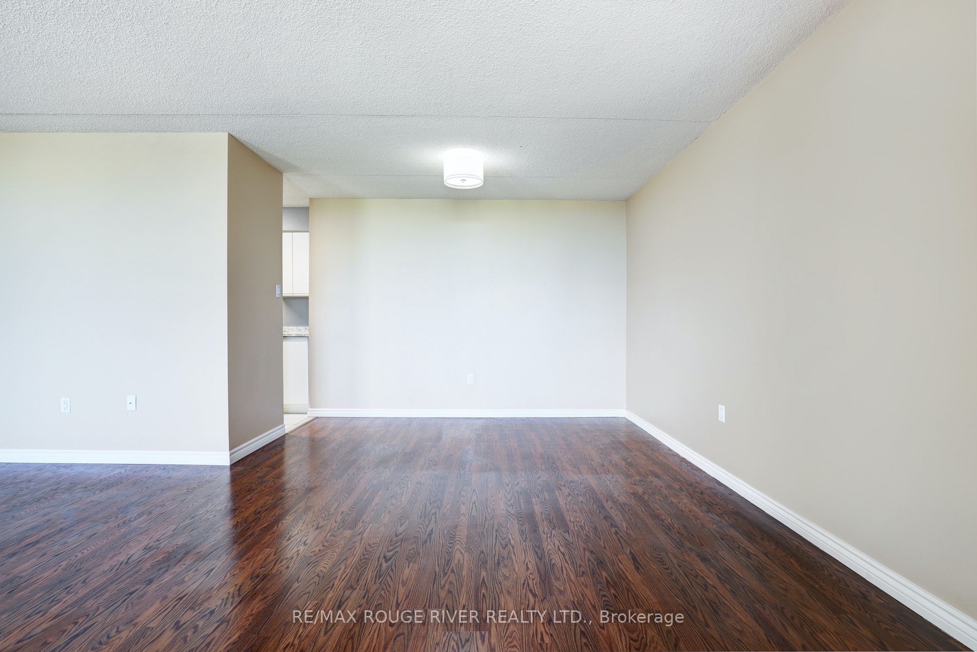 Listing E6014480 - Large Photo # 15