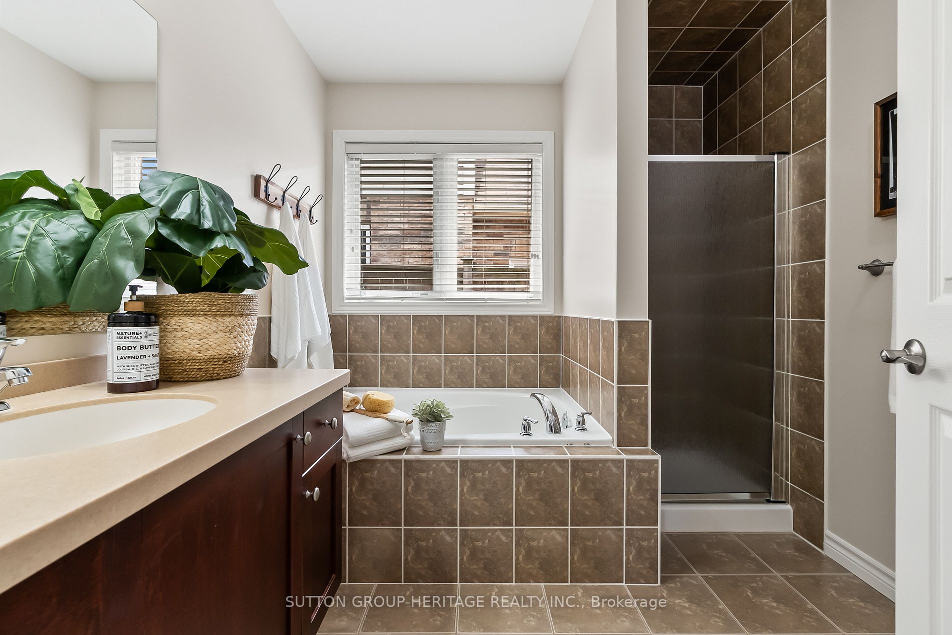 Listing E6016460 - Large Photo # 24