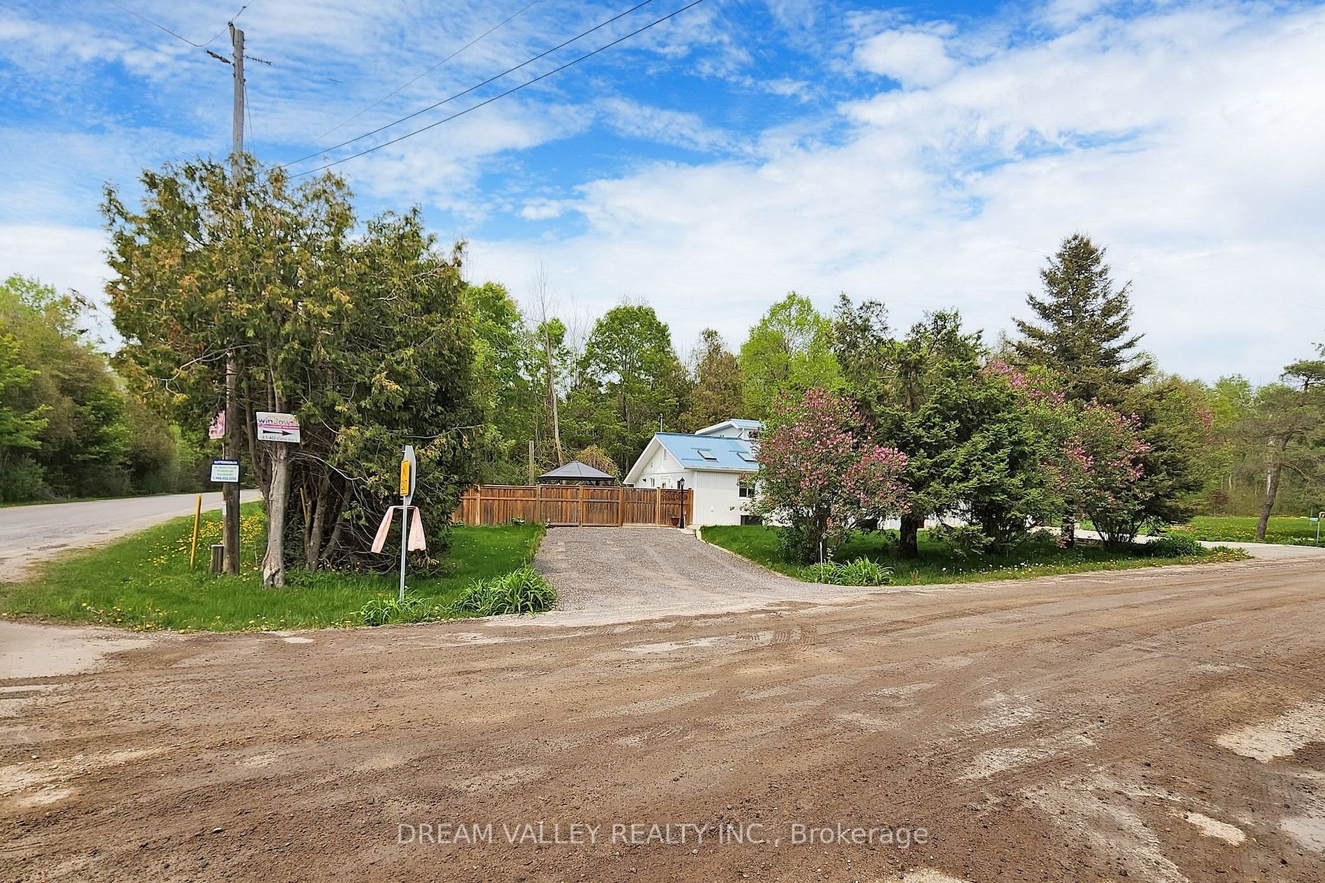Listing E6016600 - Large Photo # 5