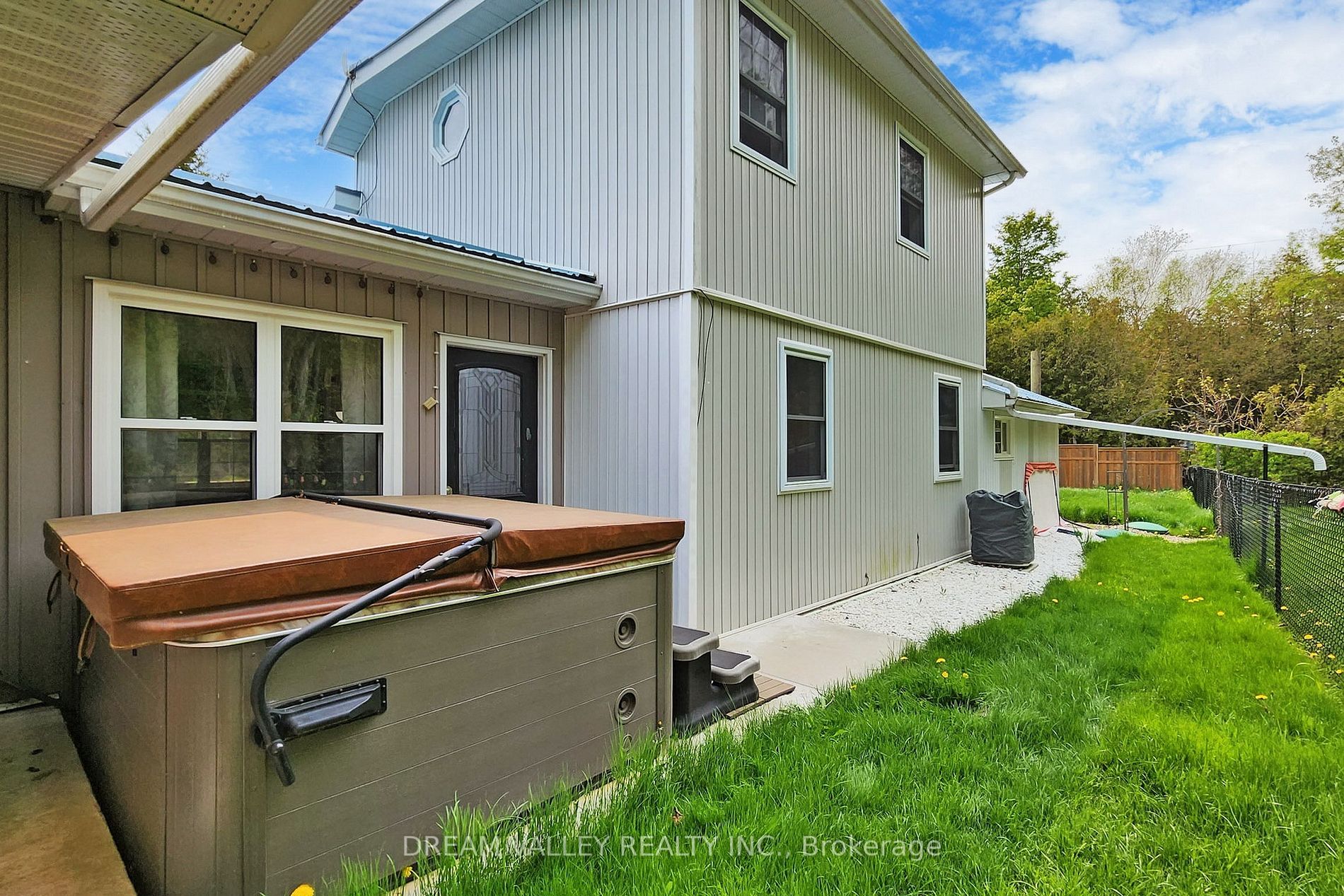Listing E6016600 - Large Photo # 34