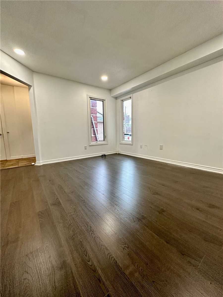 77 Stuart Rd