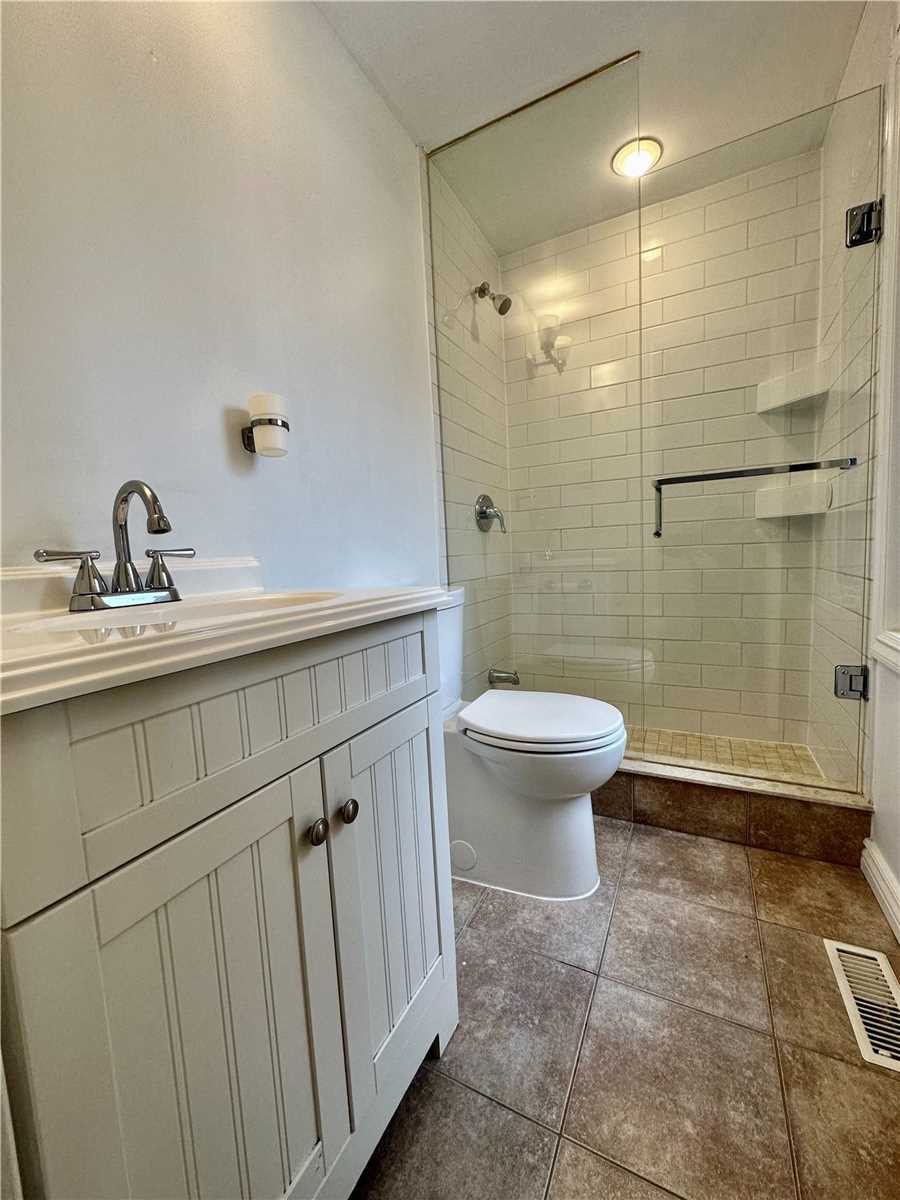 77 Stuart Rd