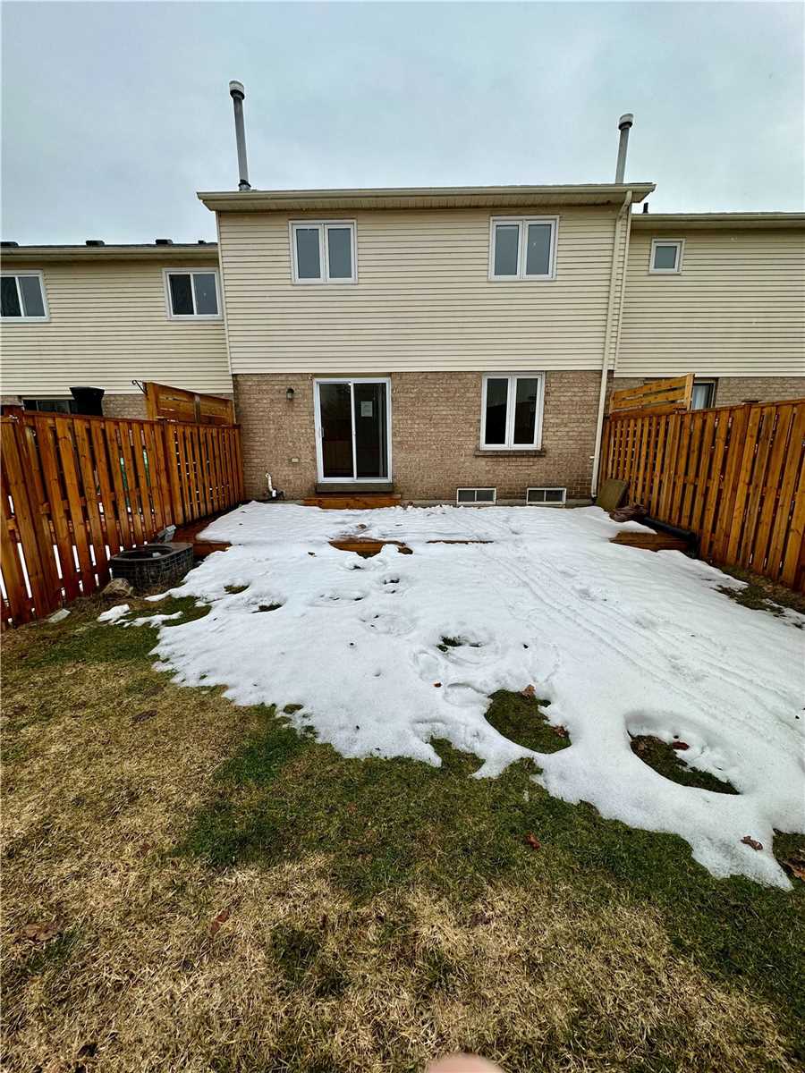 77 Stuart Rd