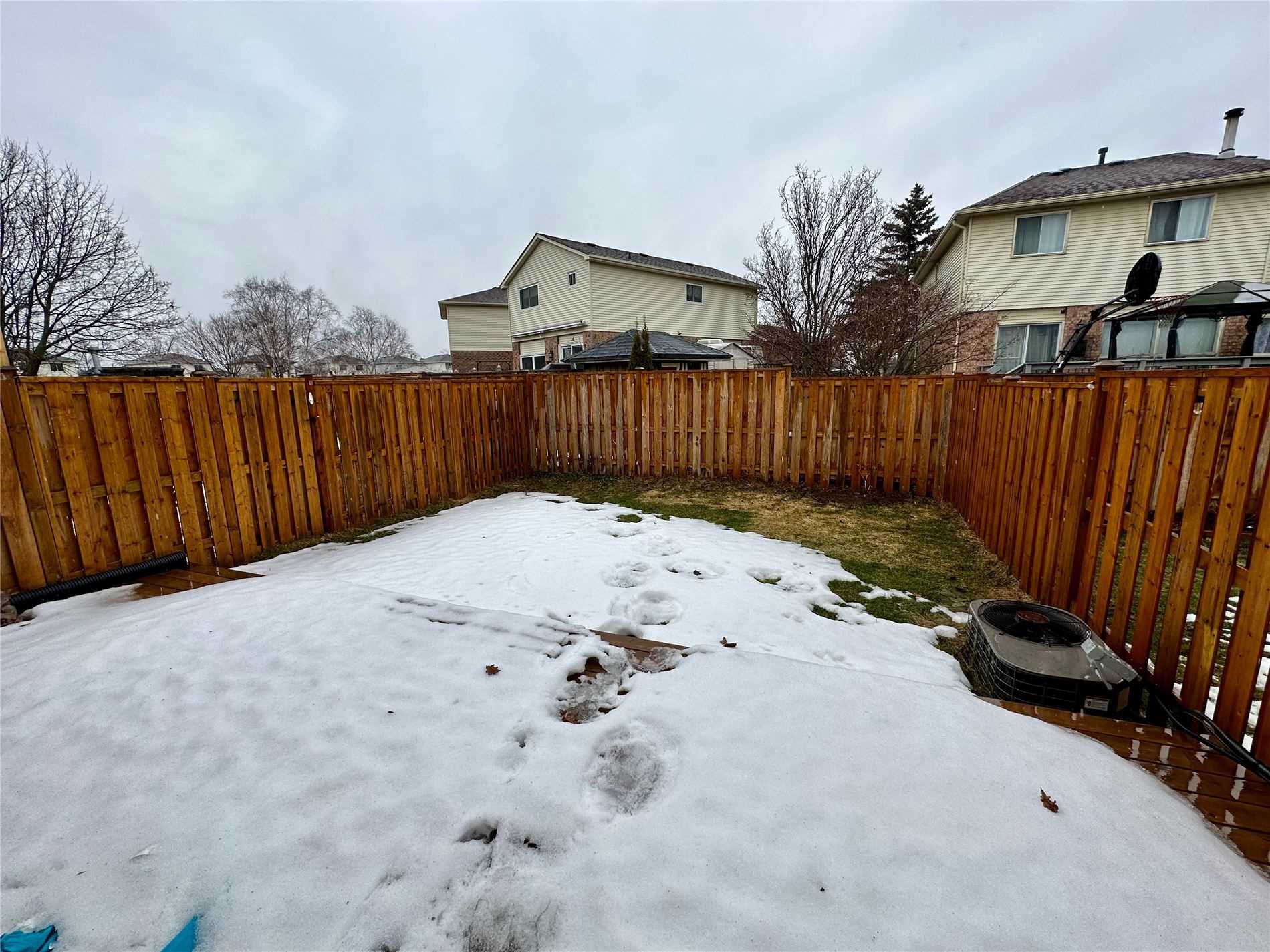77 Stuart Rd