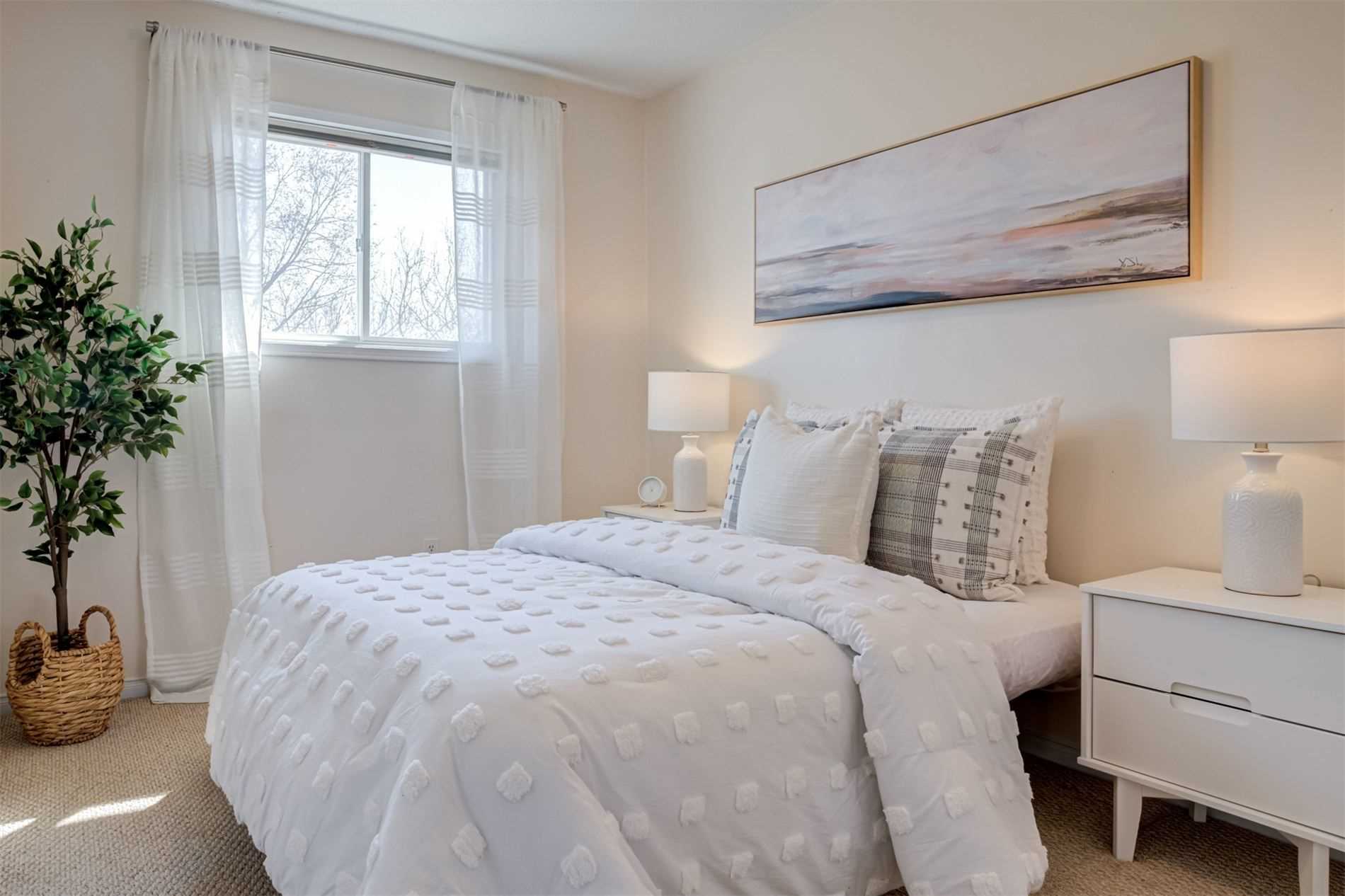 1610 Autumn Cres