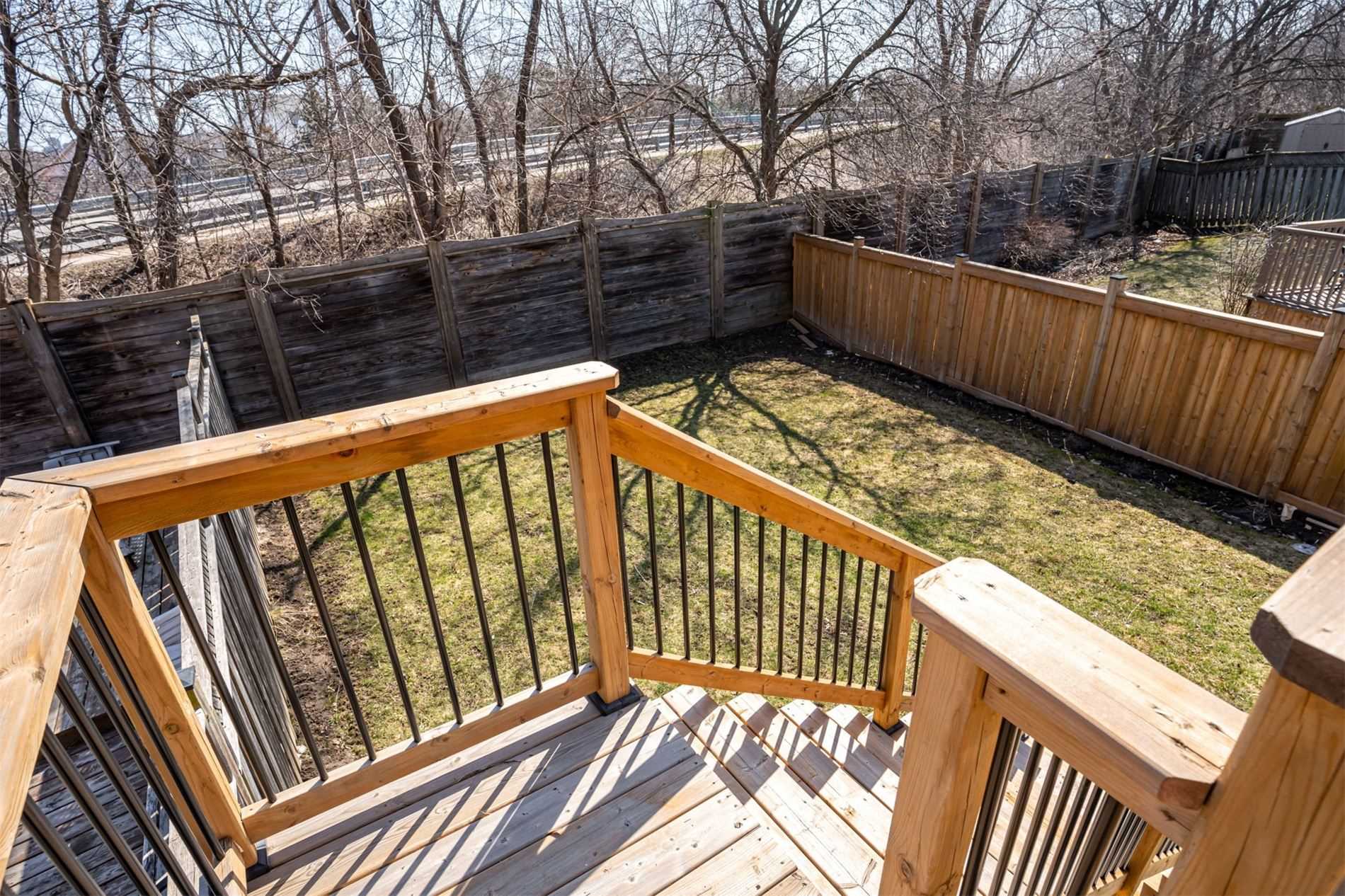 1610 Autumn Cres
