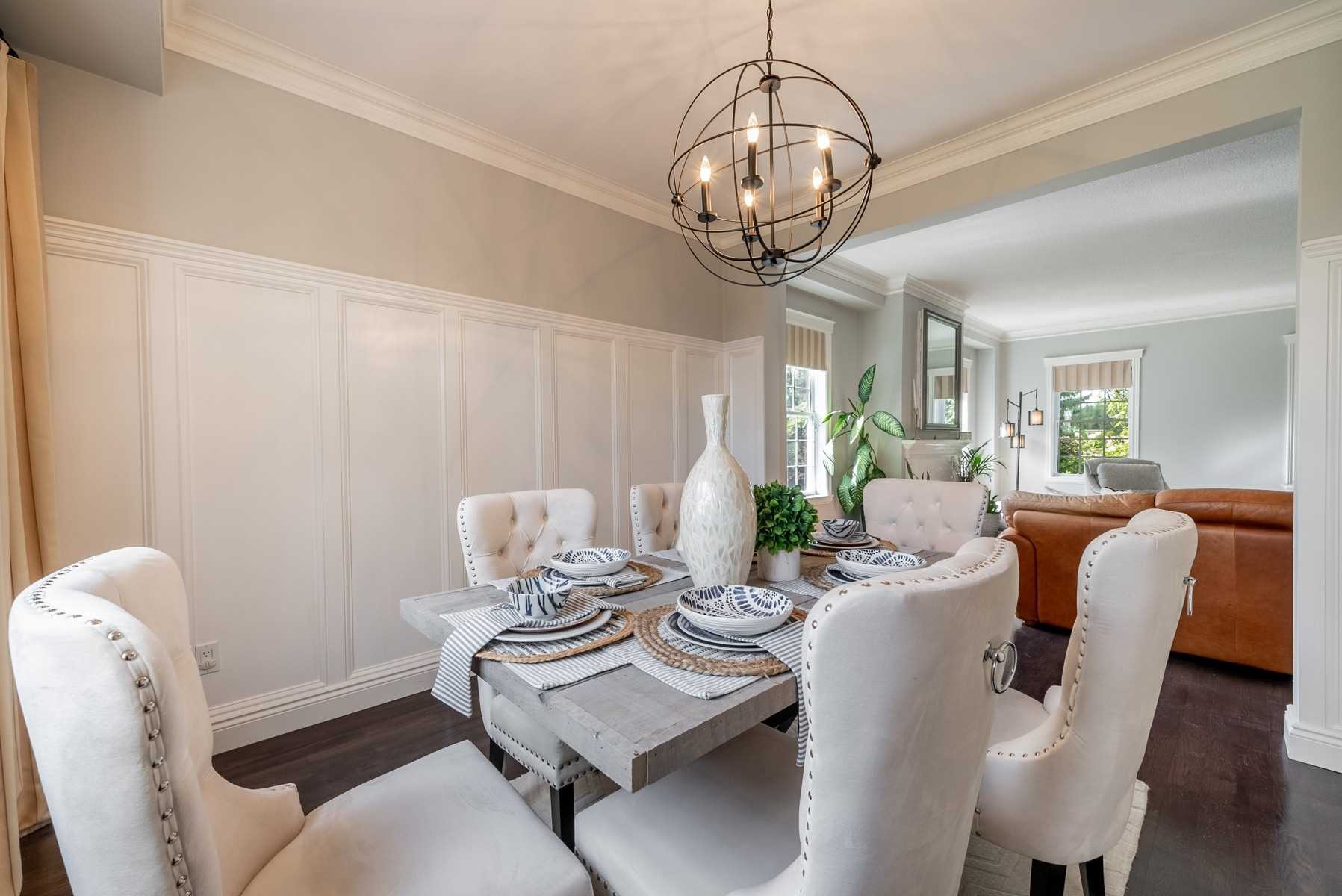 93 Raglan Rd W