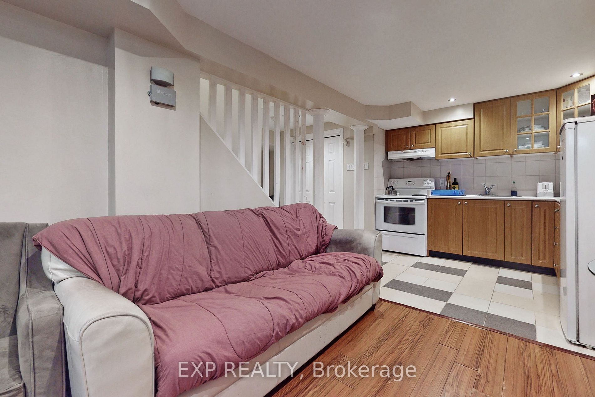 97 Grover Dr