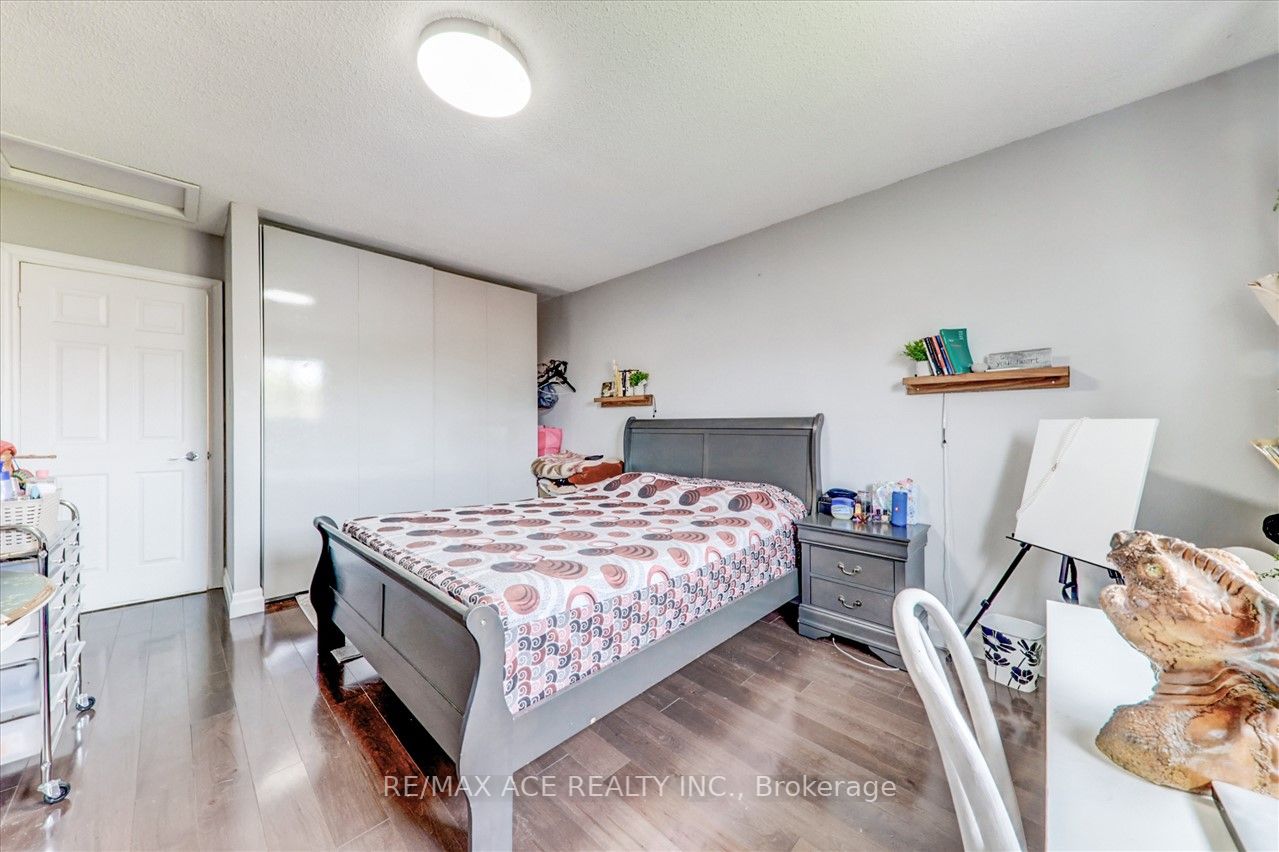 Listing E6021372 - Large Photo # 25