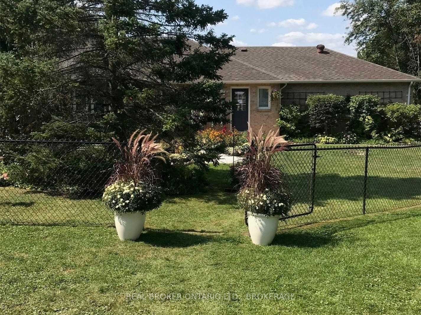 97 Ambleside Dr