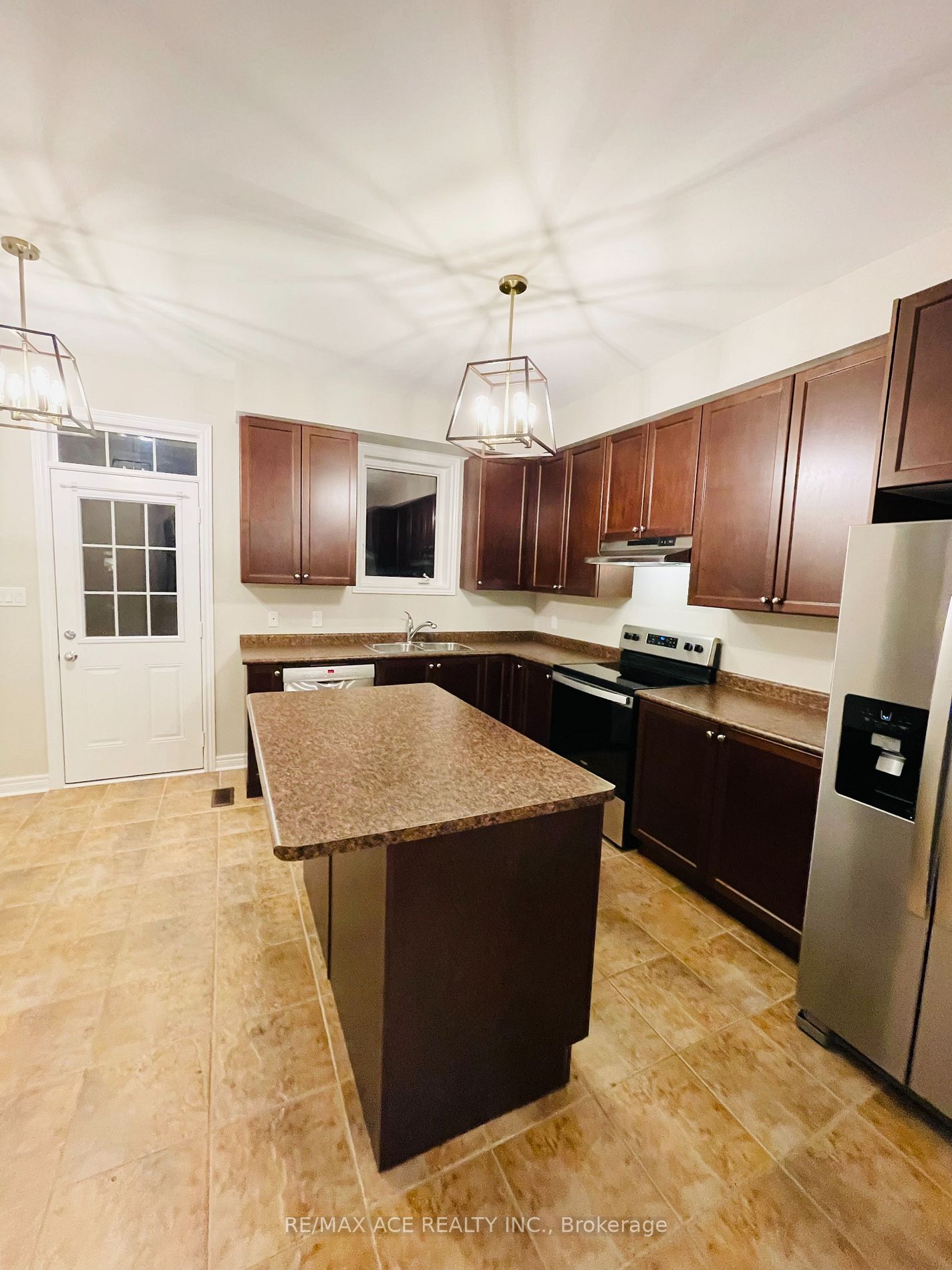 Listing E6023360 - Large Photo # 5