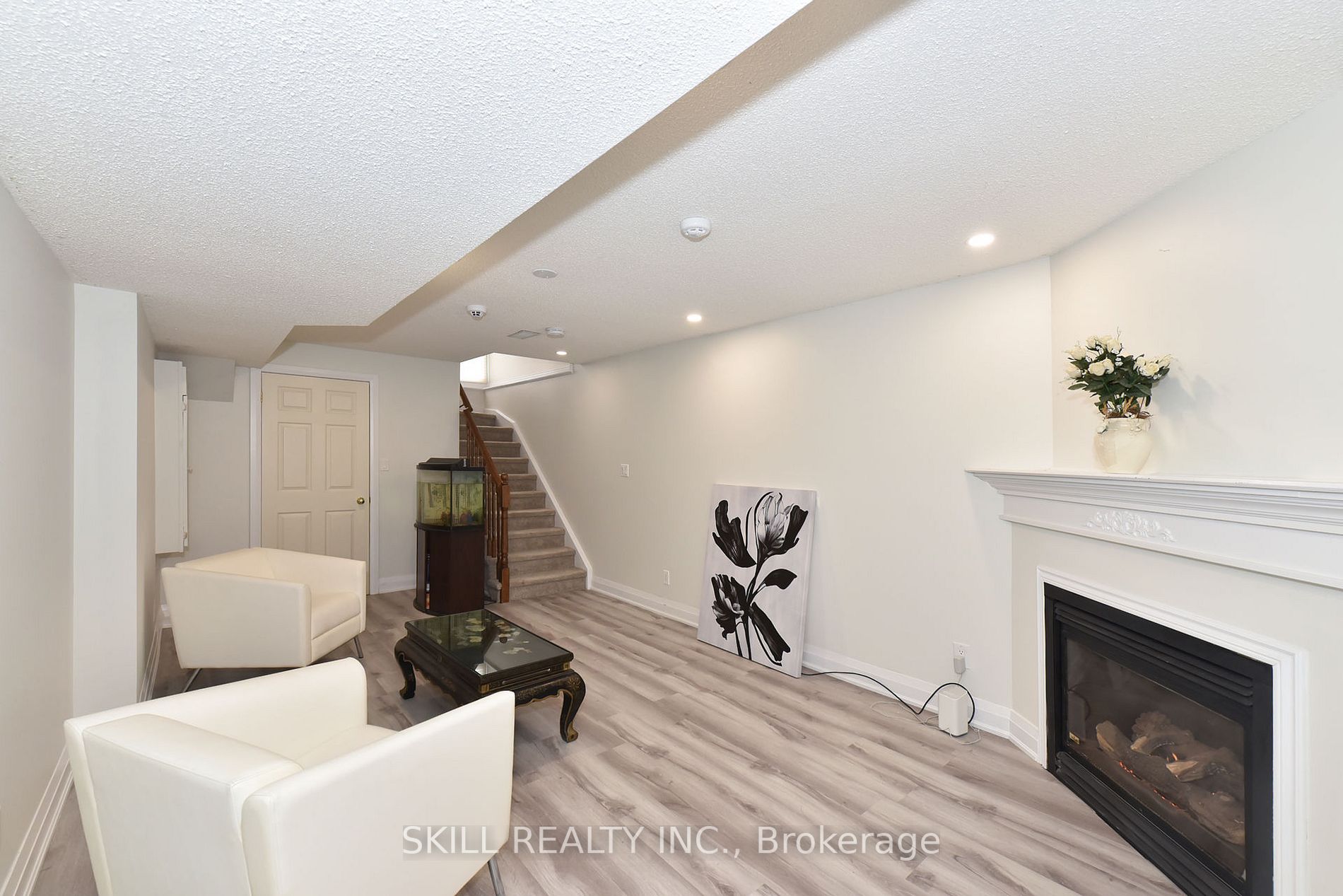Listing E6023976 - Large Photo # 24