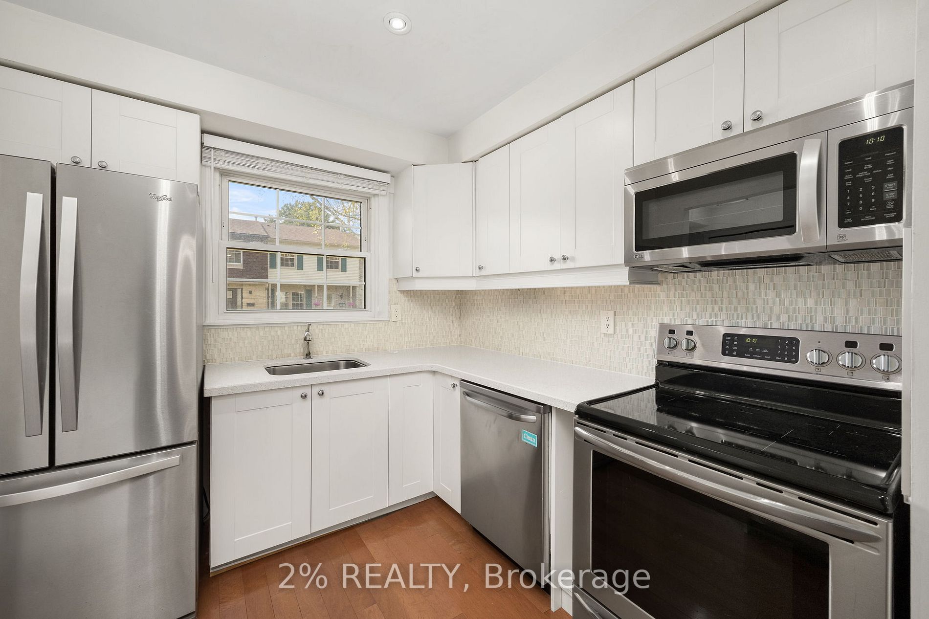 Listing E6024108 - Large Photo # 3