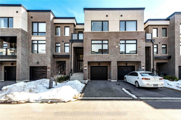 1370 Gull Crossing Rd, Pickering