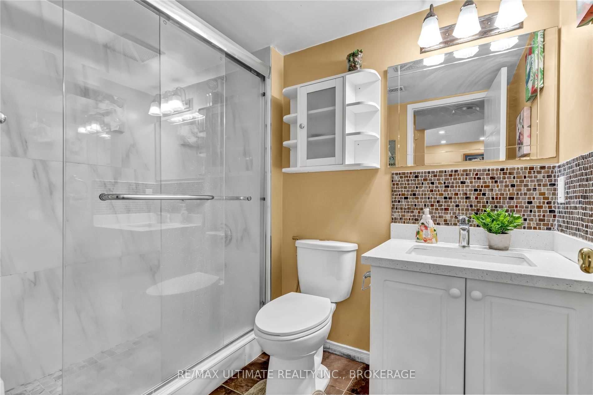 1376 Trowbridge Drive