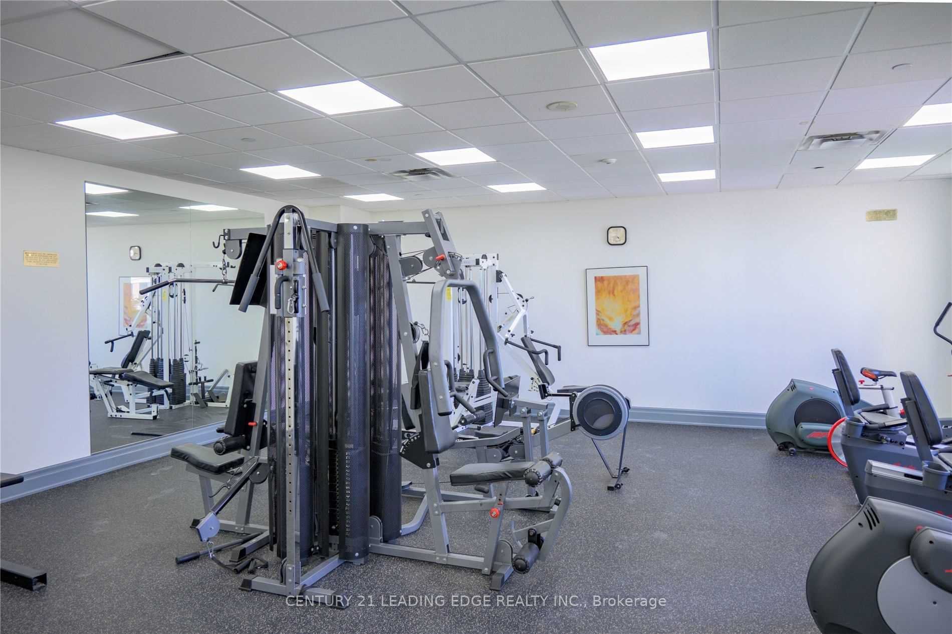 11 Lee Centre Dr, #708