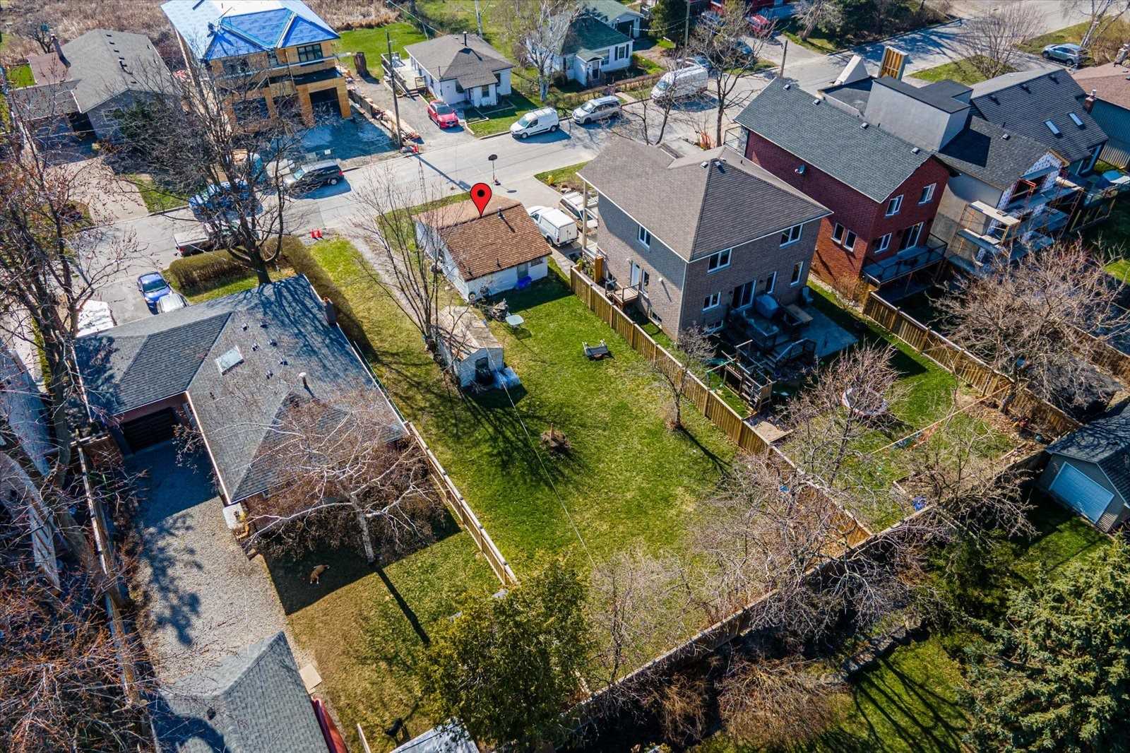 813 Fairview Ave