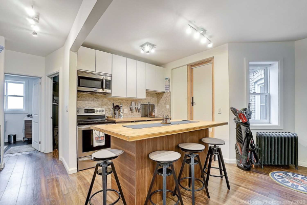 874 Kingston Rd, Toronto