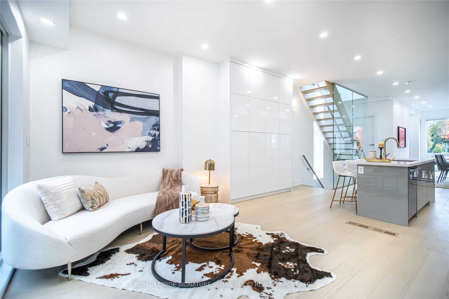 168 Oak Park Ave