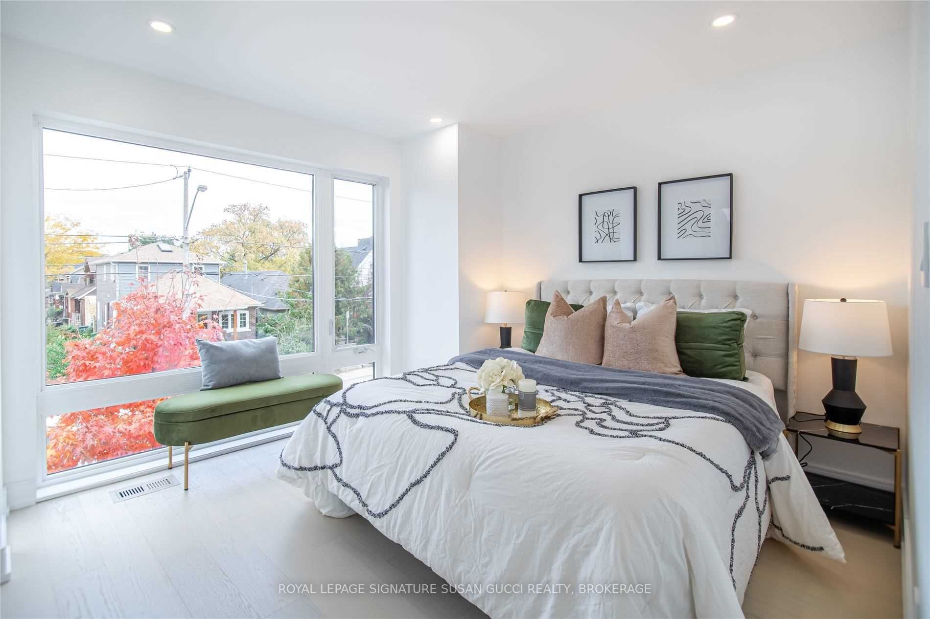 168 Oak Park Ave