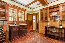 662 Raglan Road W
