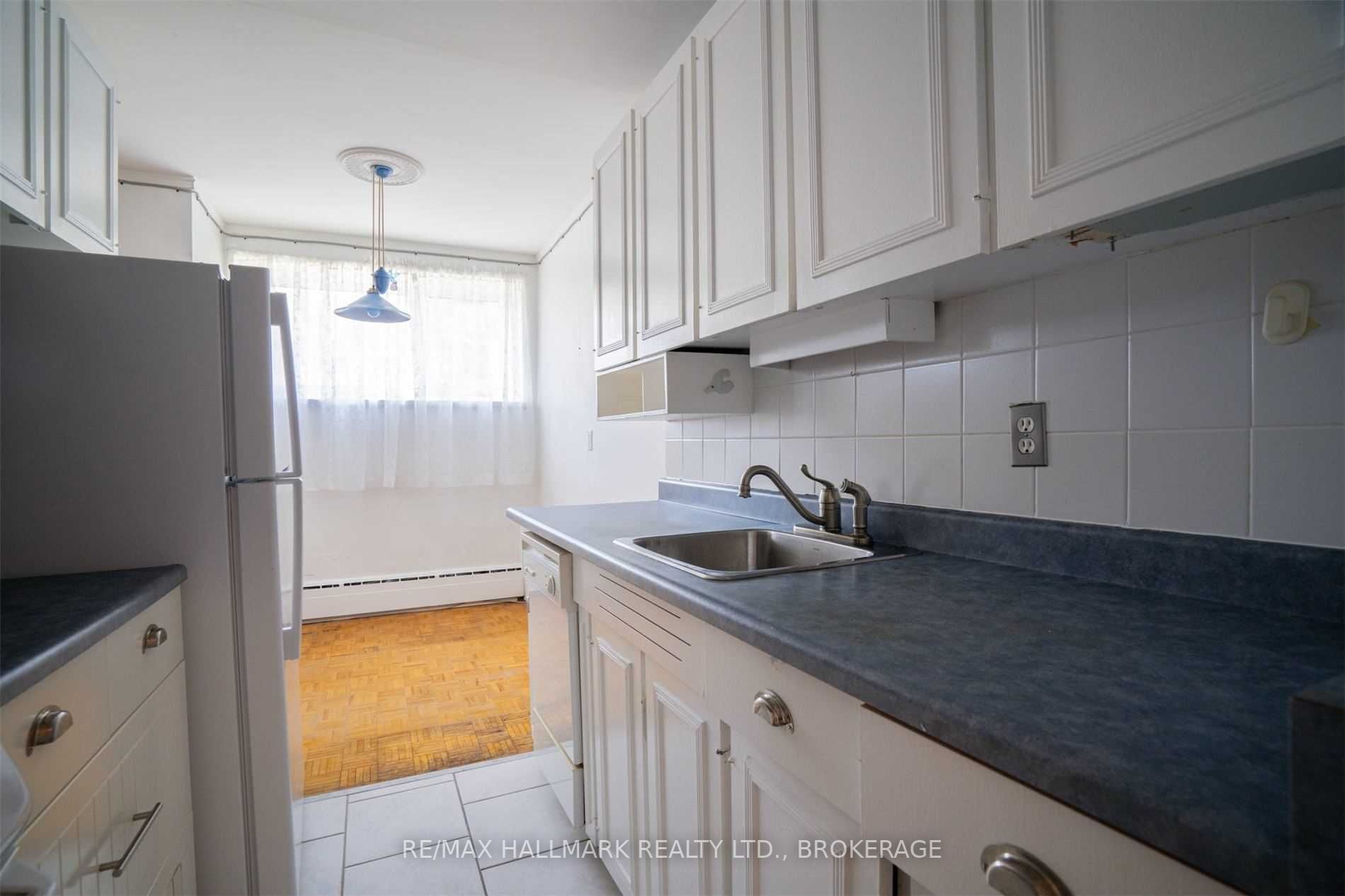 75 Scarborough Road, #3