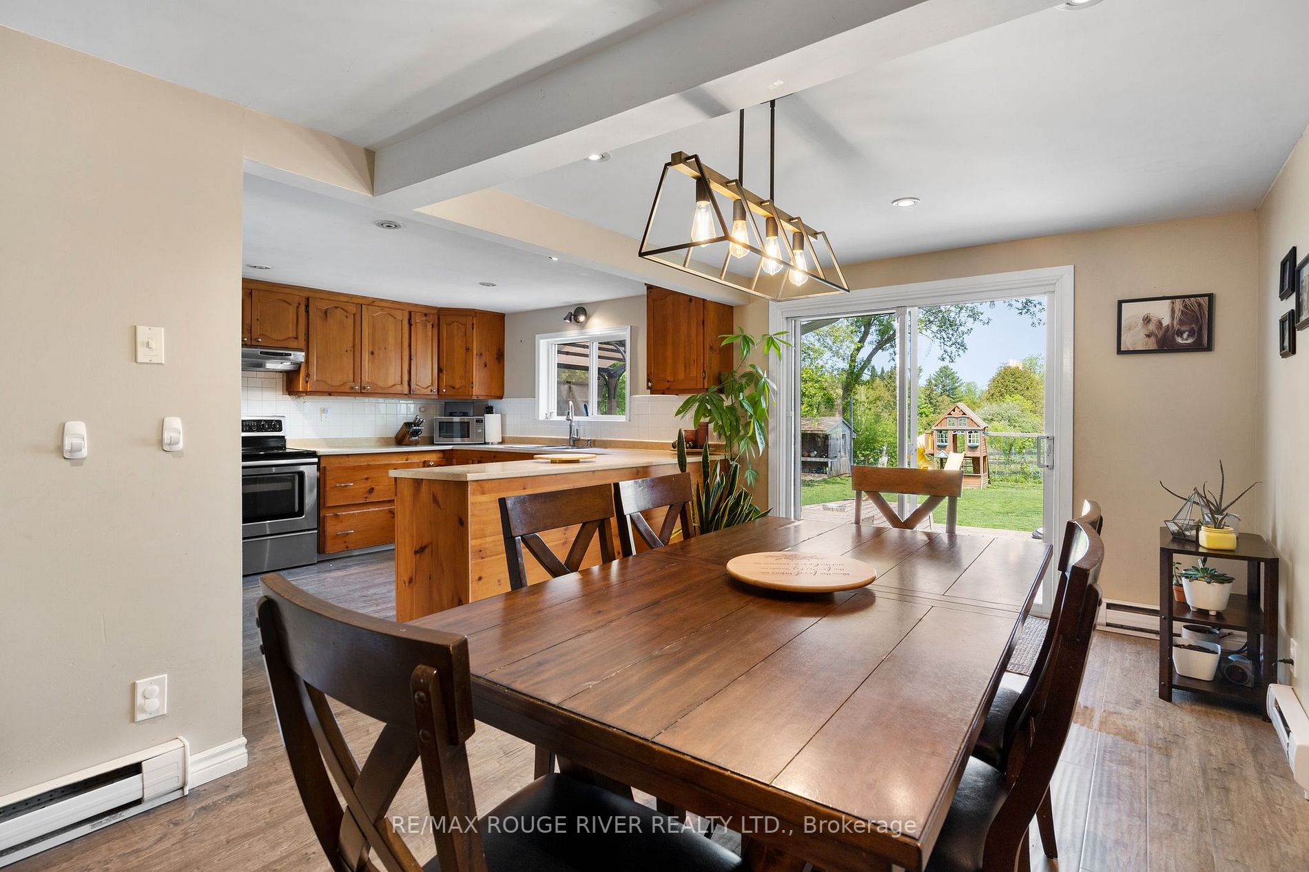 Listing E6032092 - Large Photo # 10