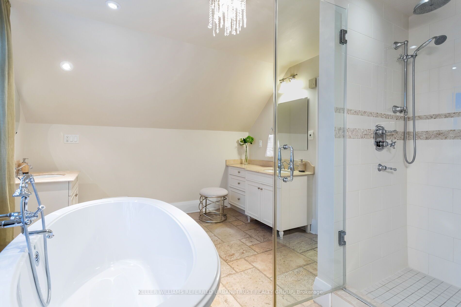 Listing E6032372 - Large Photo # 19