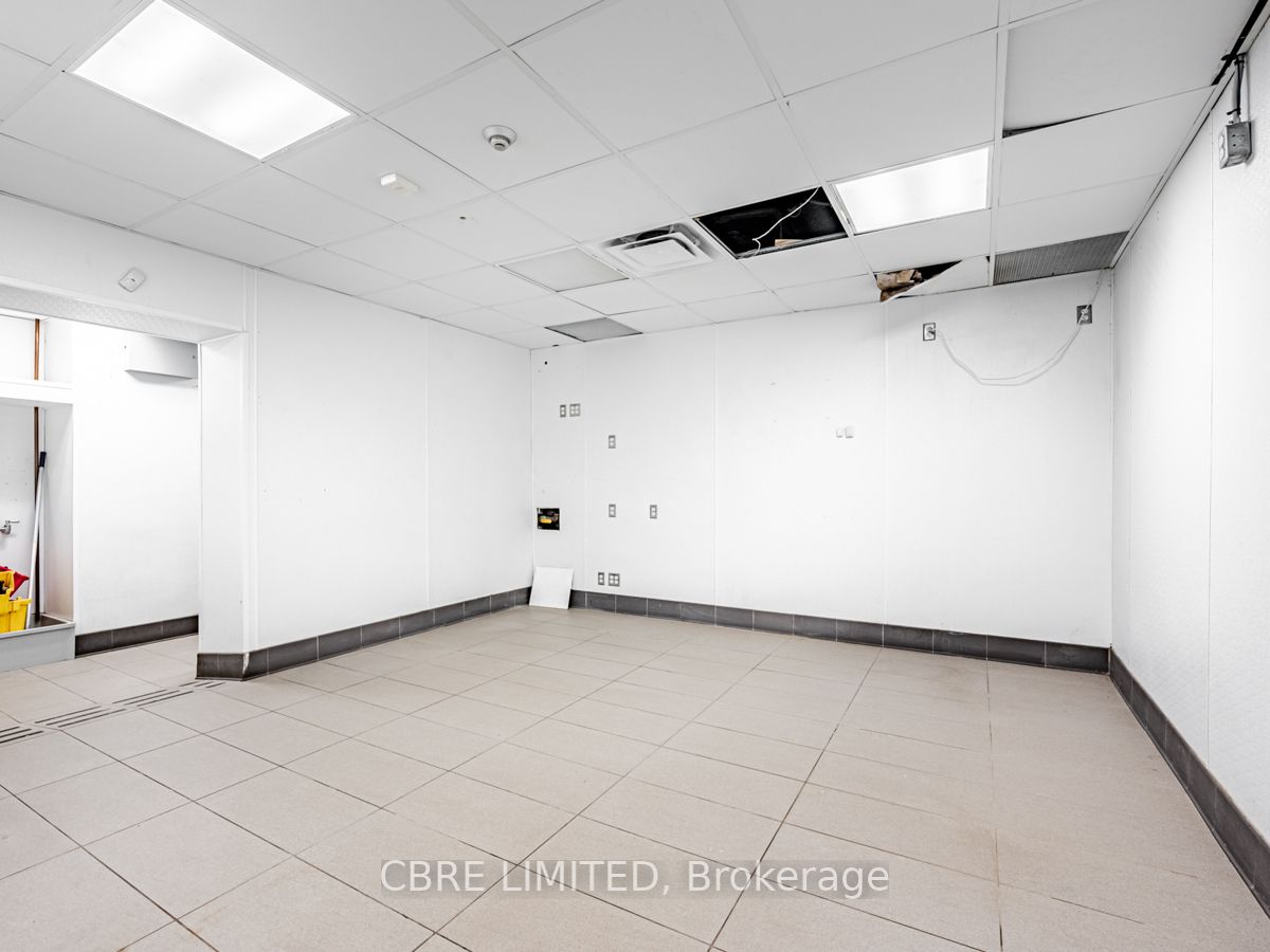 888 Danforth Ave