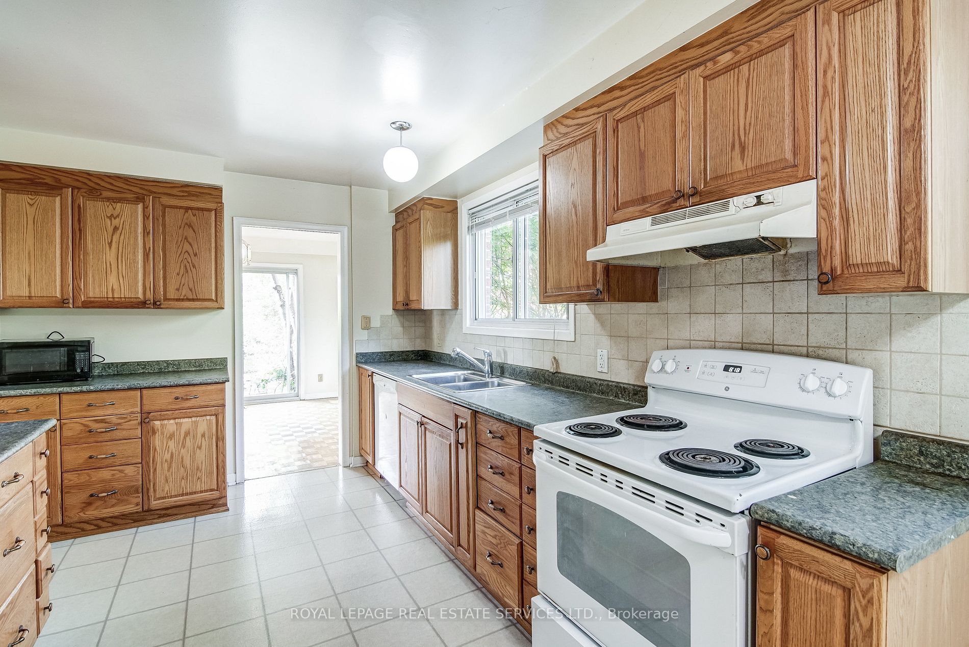 Listing E6032652 - Large Photo # 15