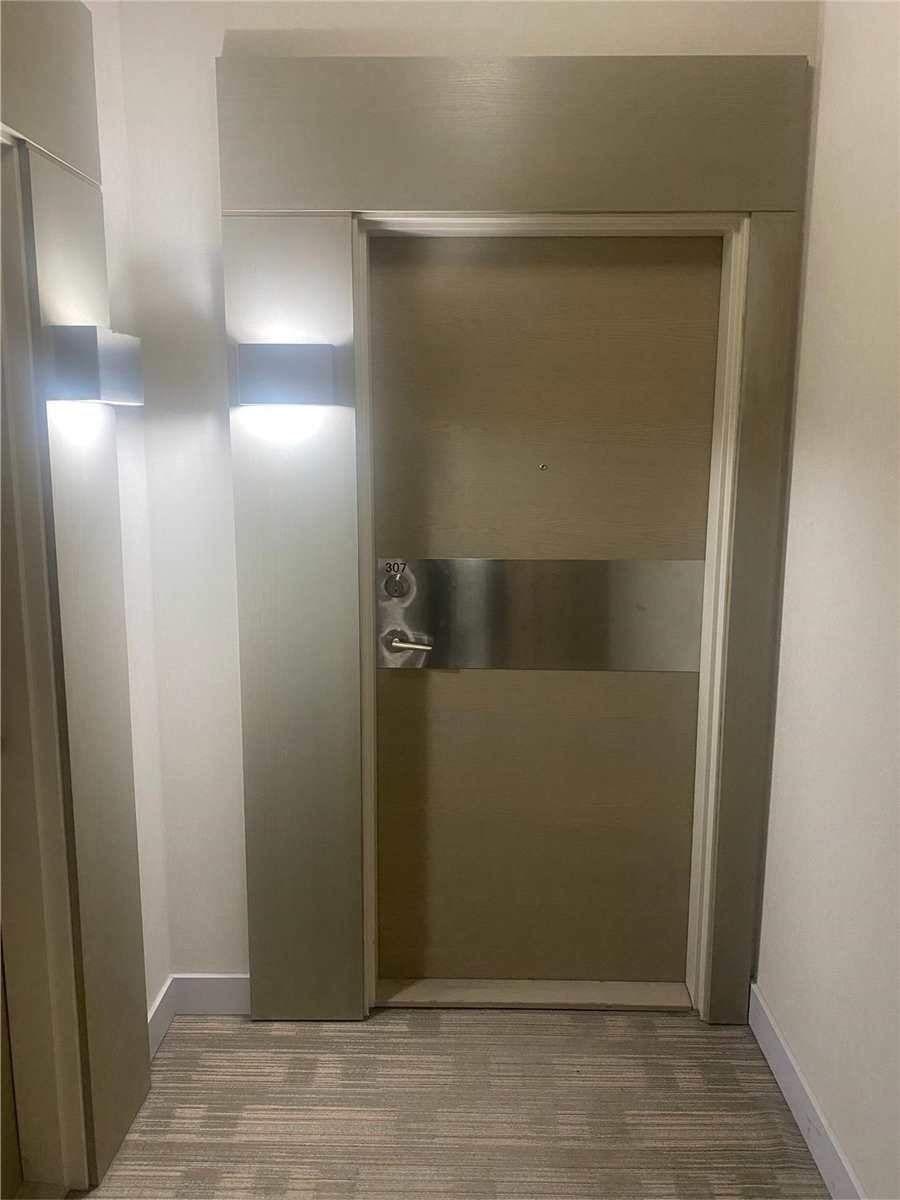 2055 Danforth Ave, #307