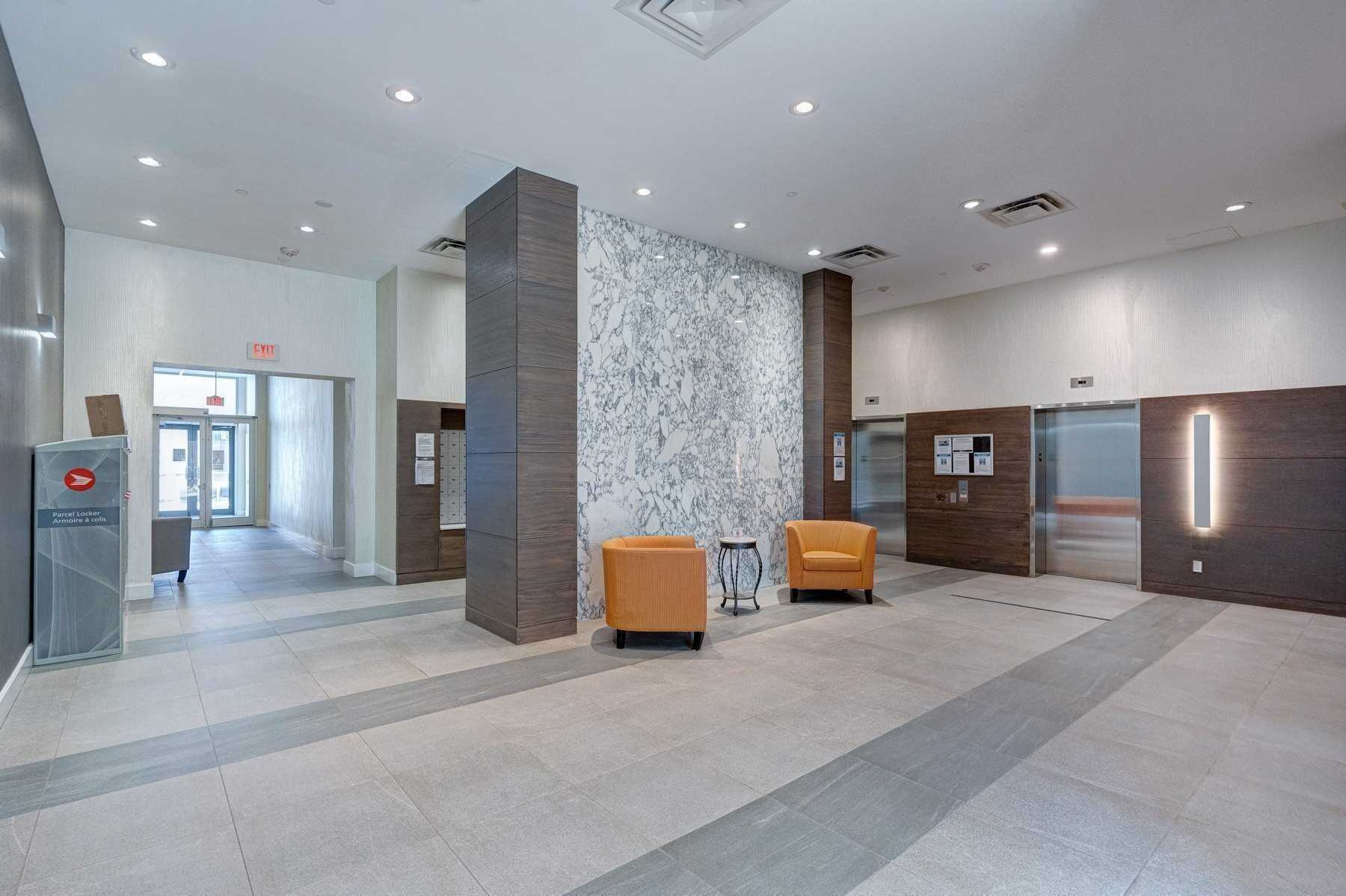 2055 Danforth Ave, #307