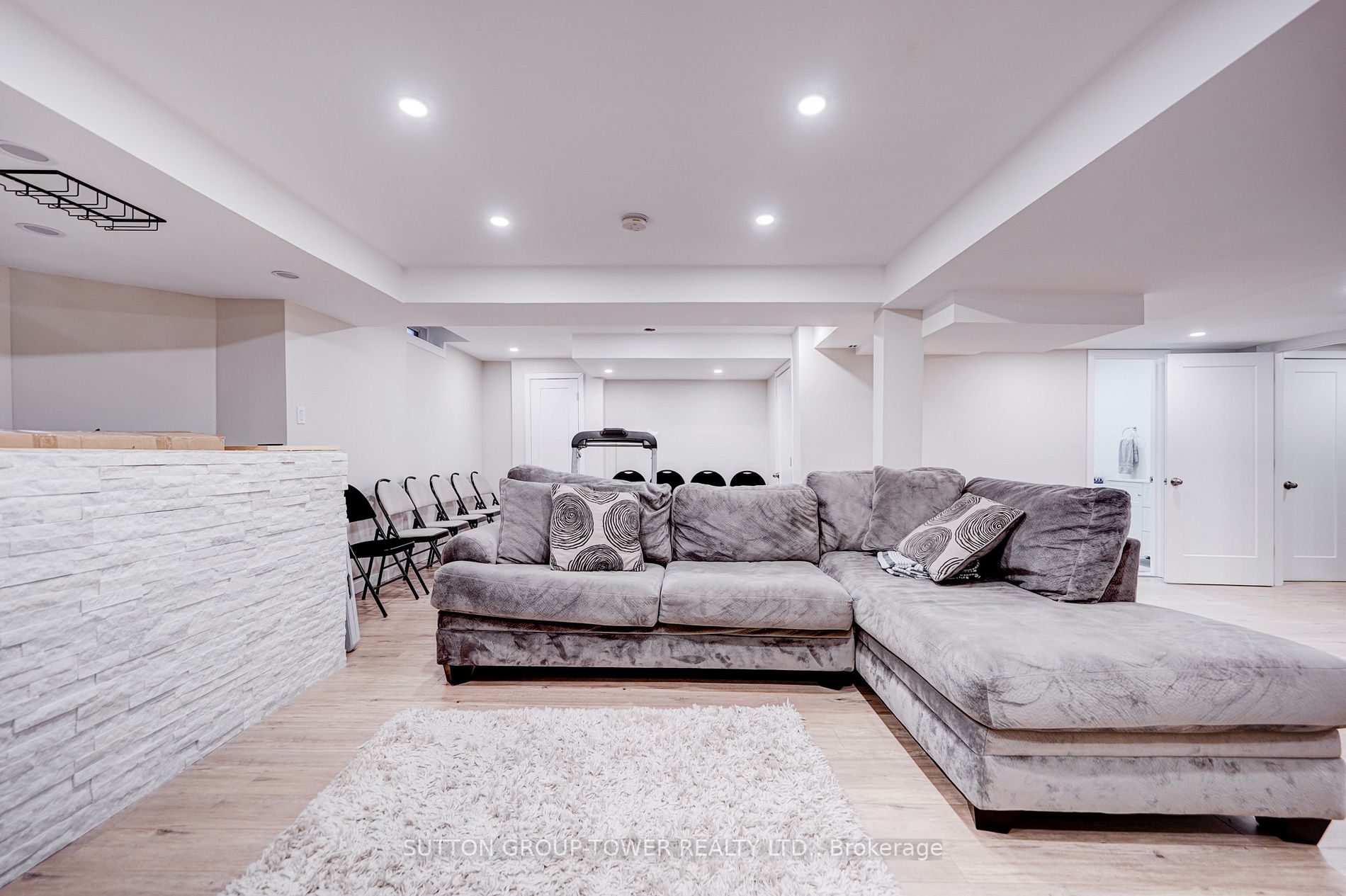 Listing E6032992 - Large Photo # 31