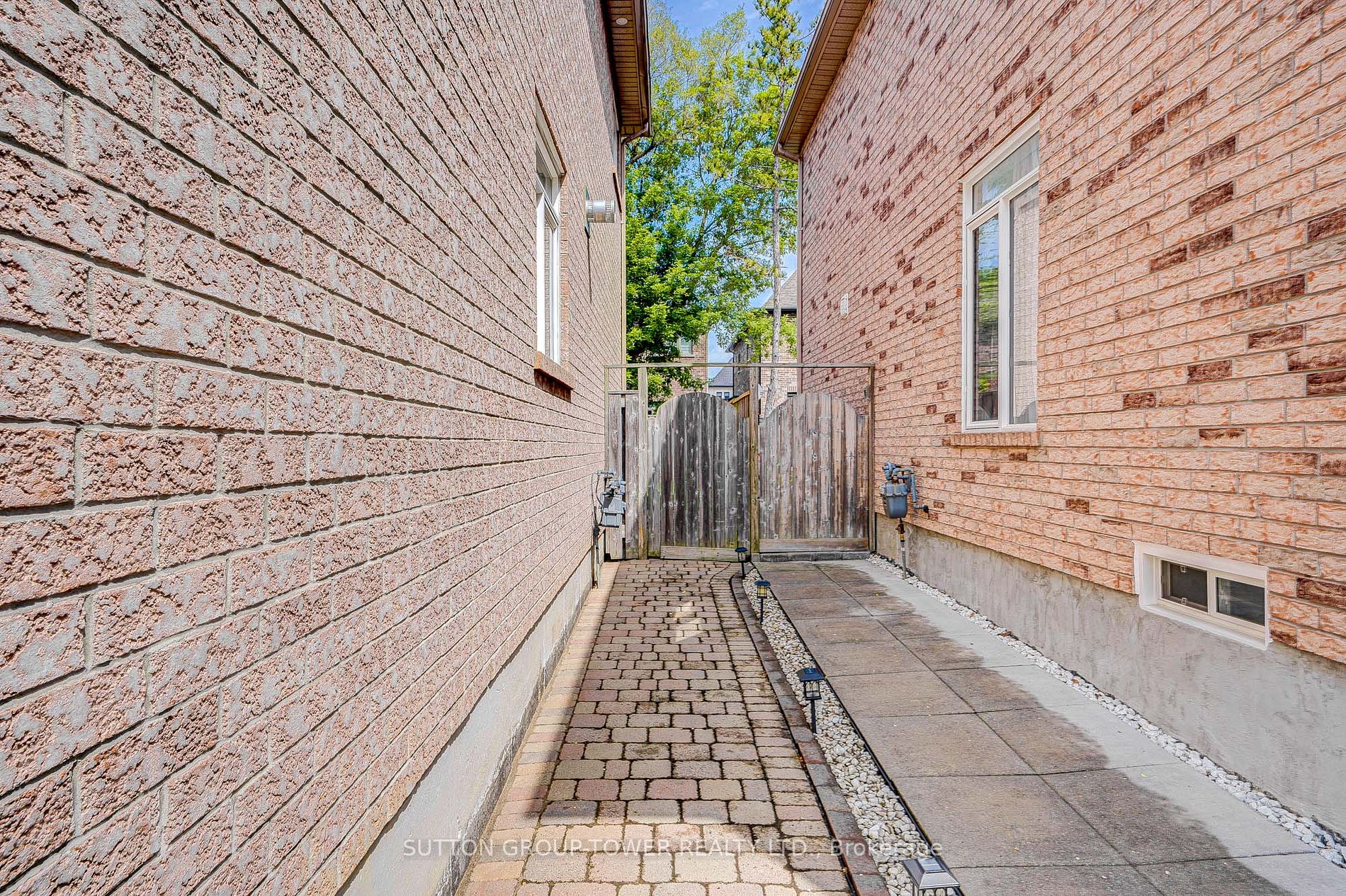 Listing E6032992 - Large Photo # 36