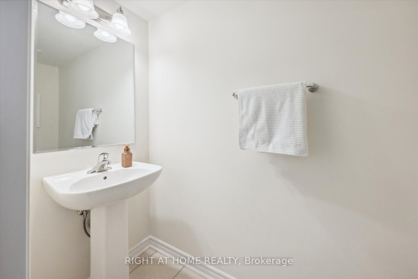Listing E6033420 - Large Photo # 23