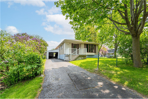 1407 Colmar Ave, Pickering